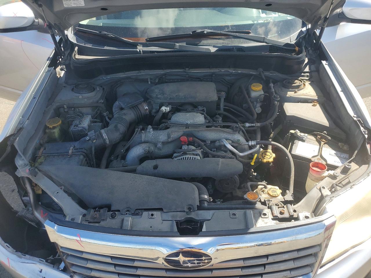 2010 Subaru Forester 2.5x Limited Silver vin: JF2SH6DC2AH902260