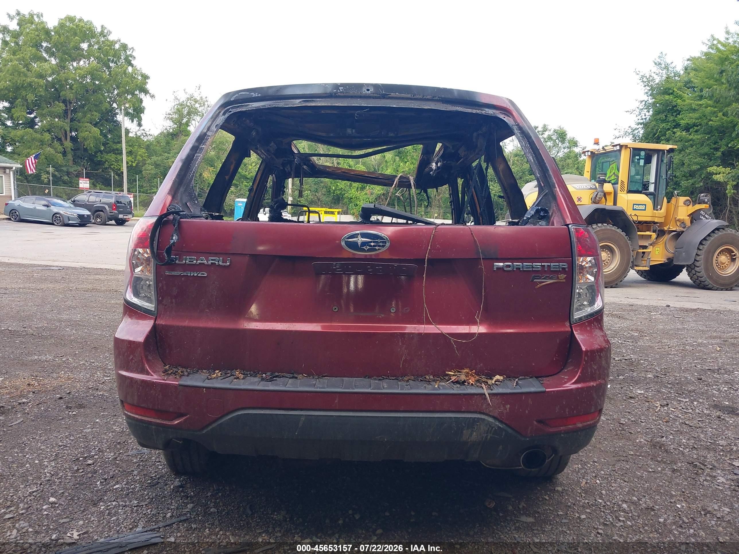 2010 Subaru Forester 2.5x Limited Burgundy vin: JF2SH6DC3AH708675