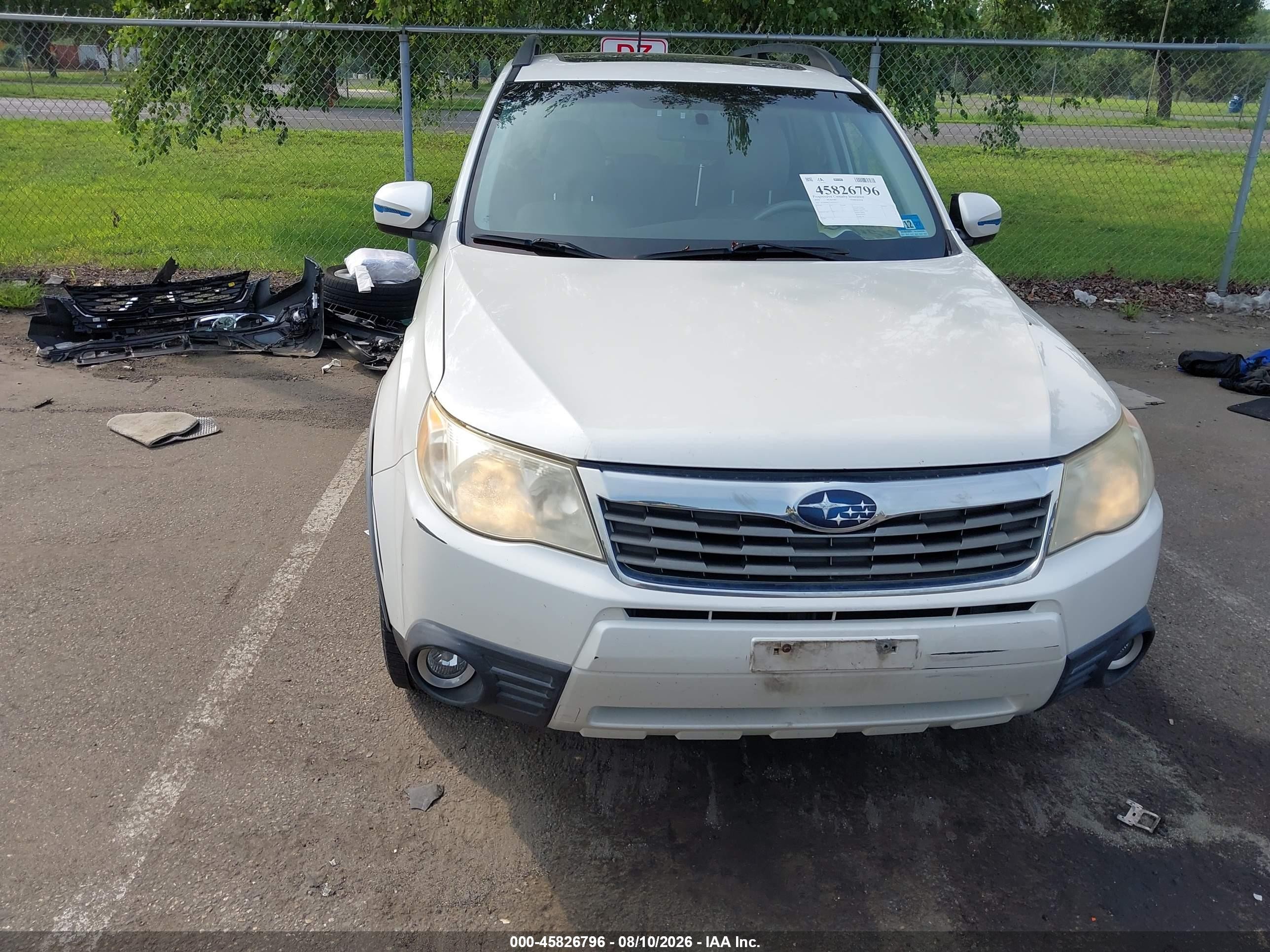 2010 Subaru Forester 2.5x Limited White vin: JF2SH6DC3AH734015