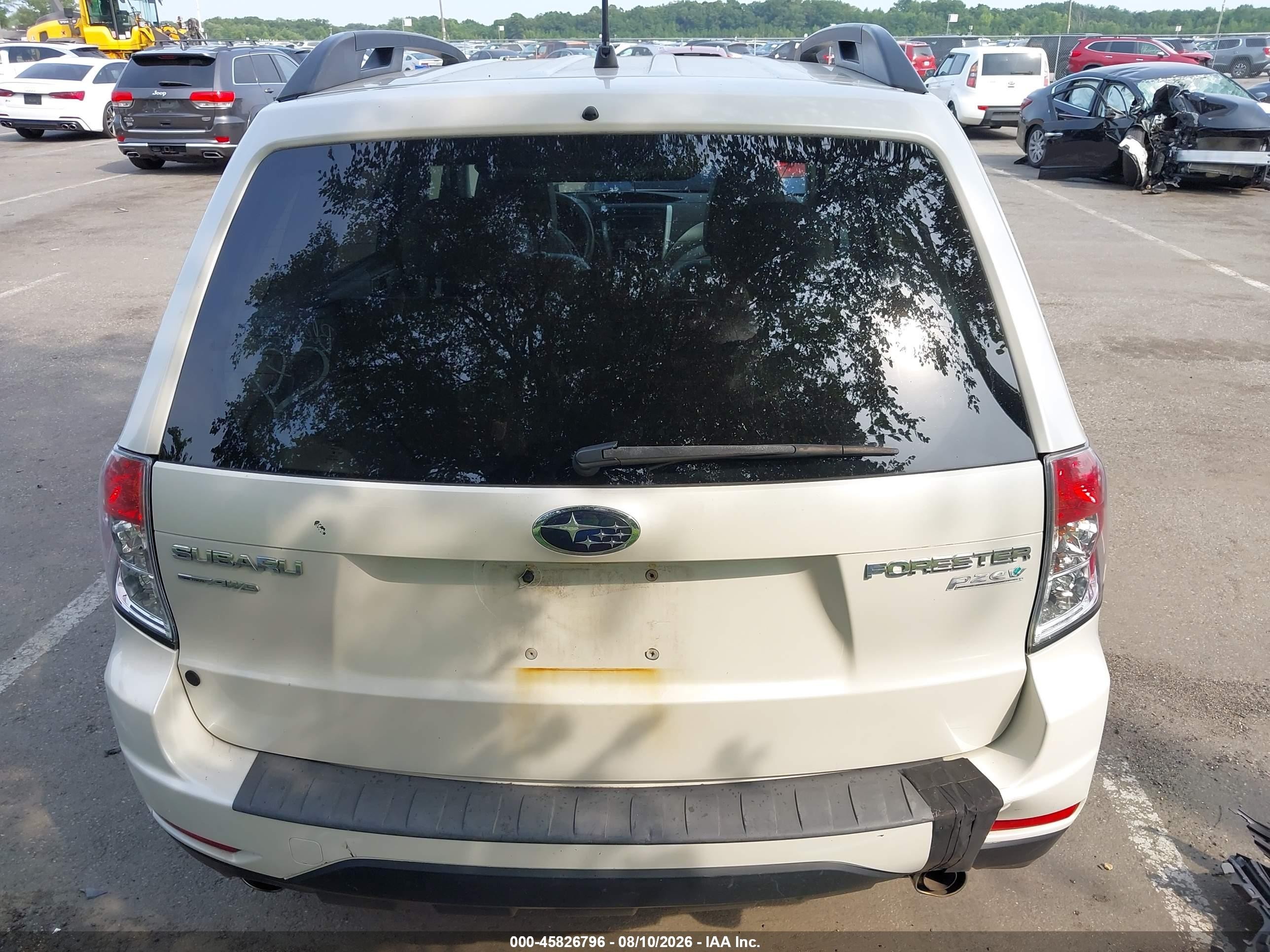 2010 Subaru Forester 2.5x Limited White vin: JF2SH6DC3AH734015