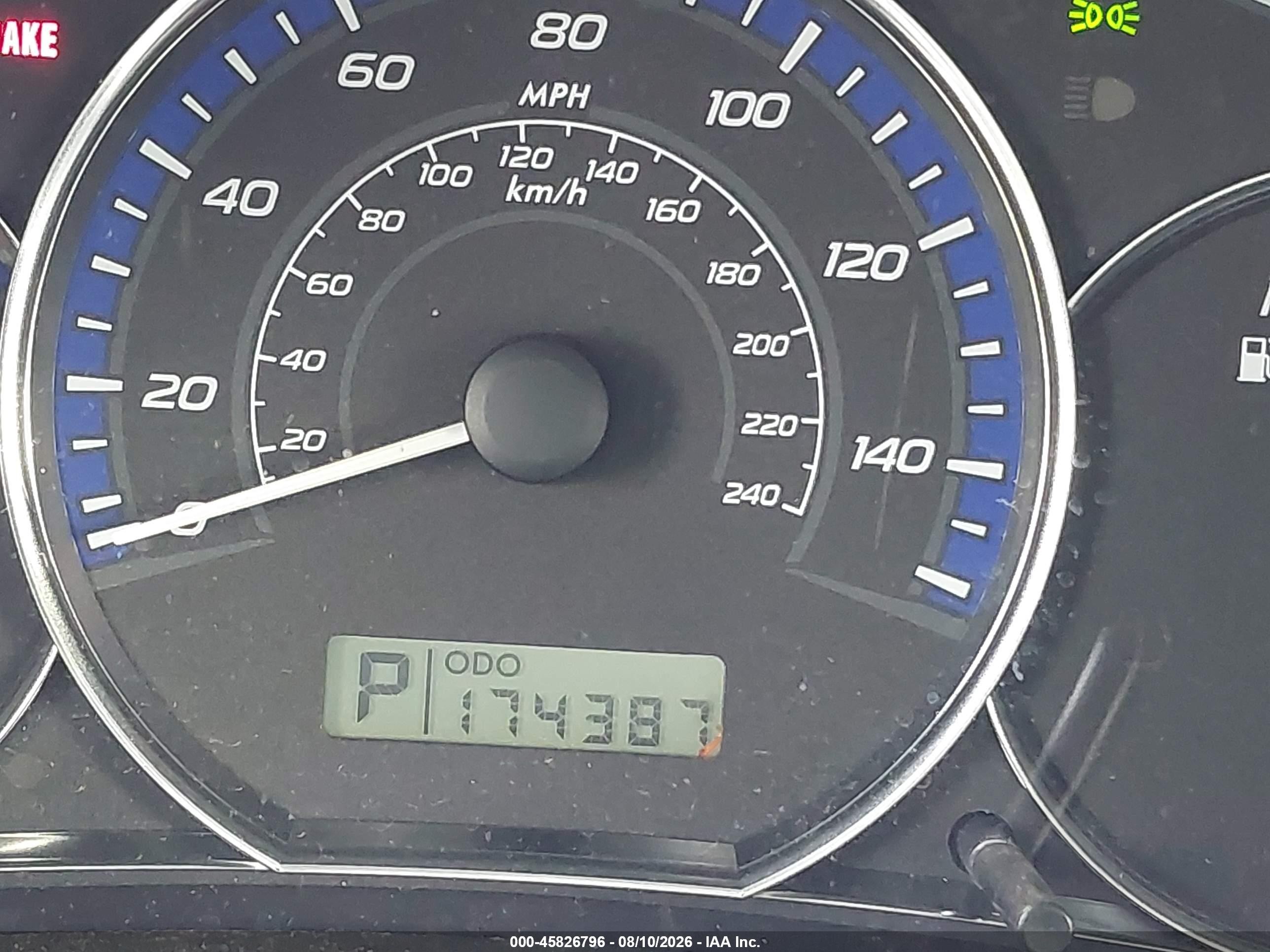 2010 Subaru Forester 2.5x Limited White vin: JF2SH6DC3AH734015
