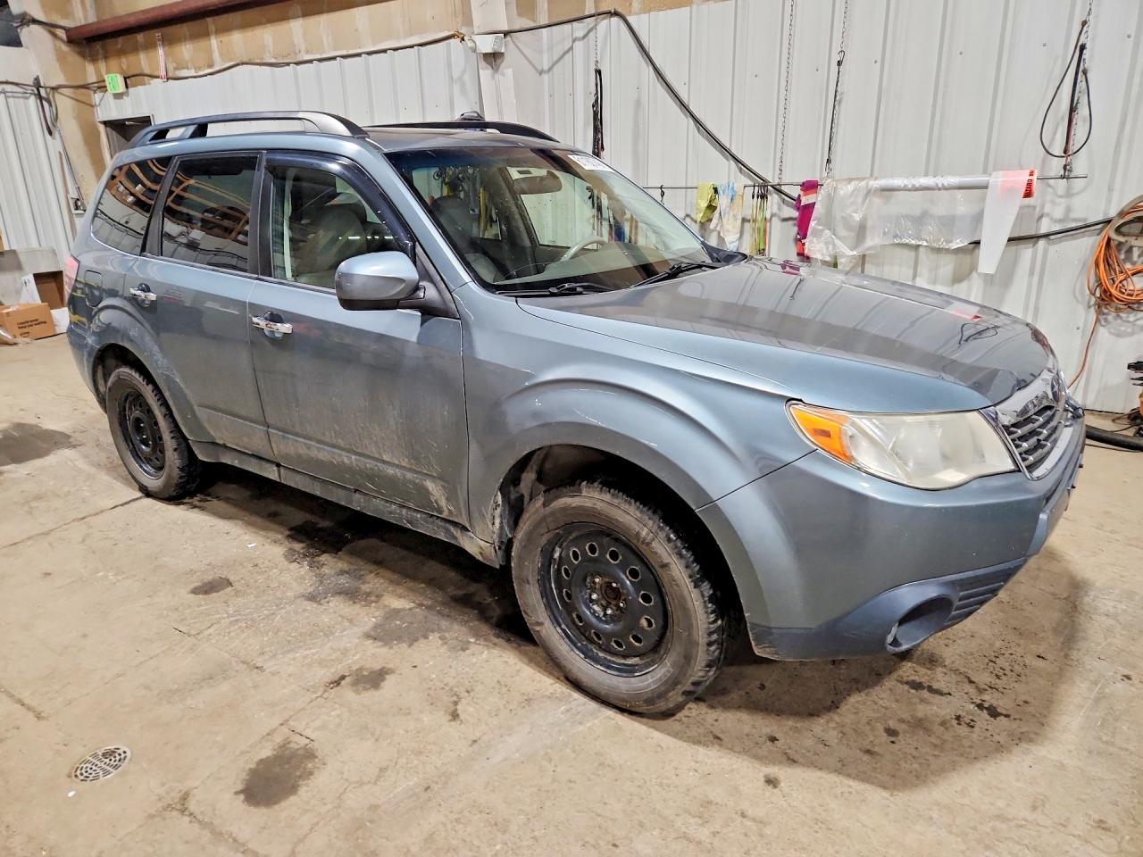 2010 Subaru Forester 2.5x Limited Teal vin: JF2SH6DC3AH738999