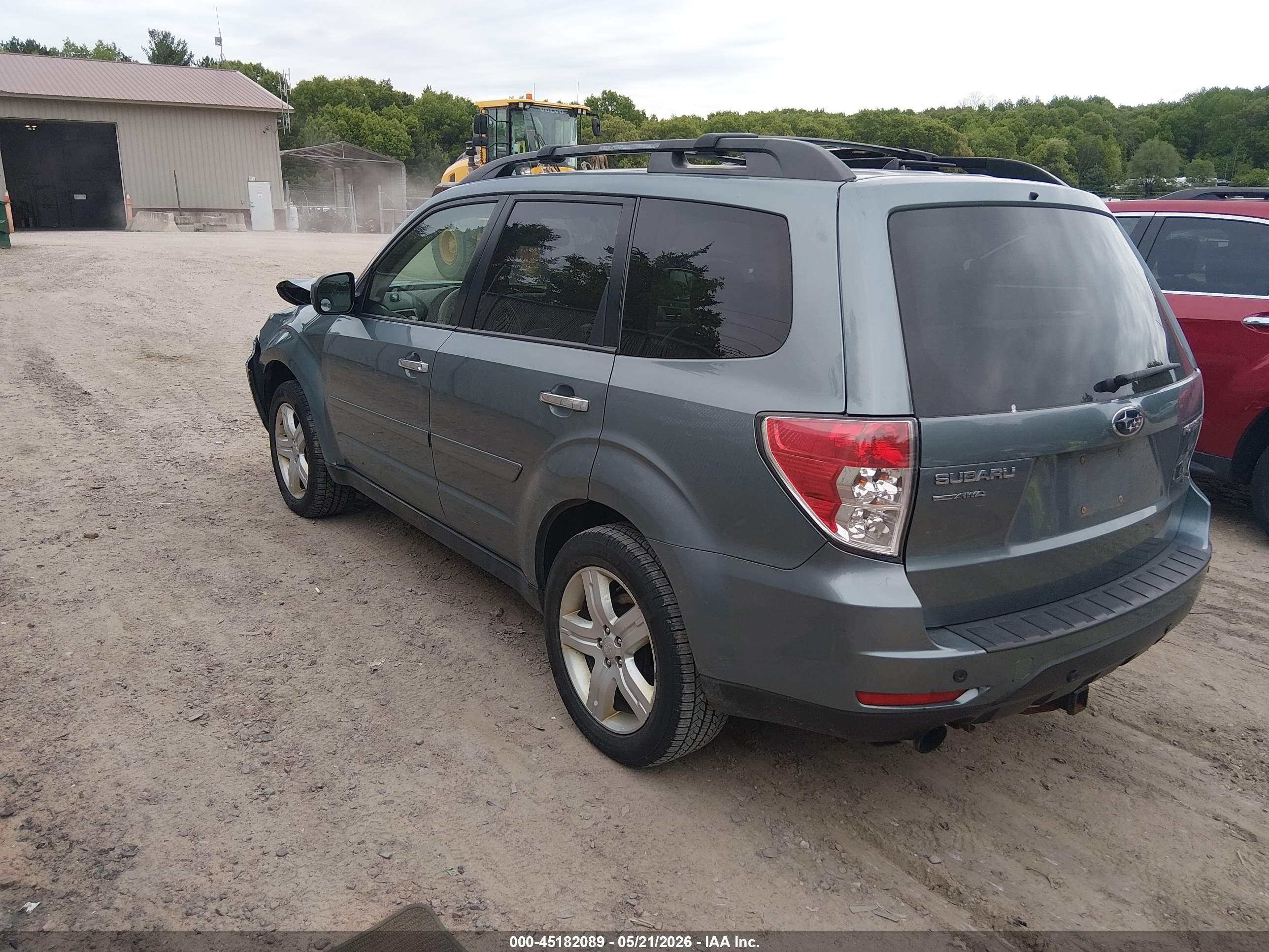 2010 Subaru Forester 2.5x Limited Light Blue vin: JF2SH6DC3AH767905