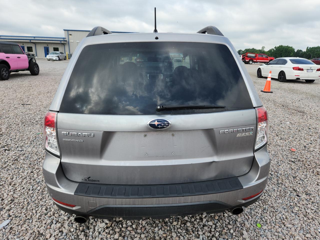 2010 Subaru Forester 2.5x Limited Silver vin: JF2SH6DC3AH791590