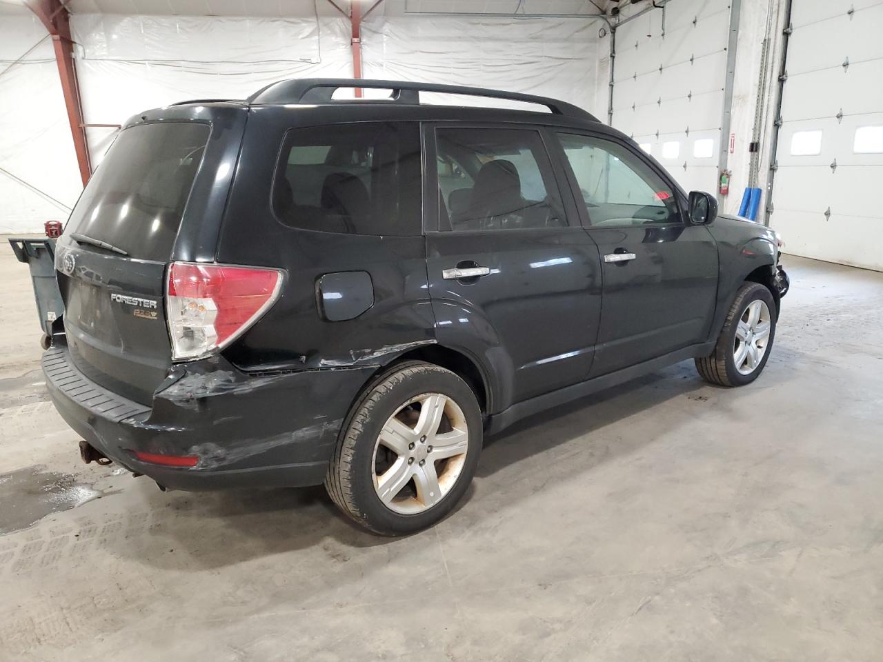 2010 Subaru Forester 2.5x Limited Черный vin: JF2SH6DC4AH732077