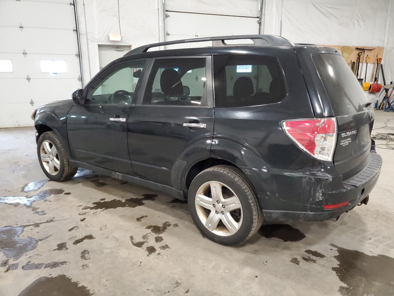 2010 Subaru Forester 2.5x Limited Черный vin: JF2SH6DC4AH732077