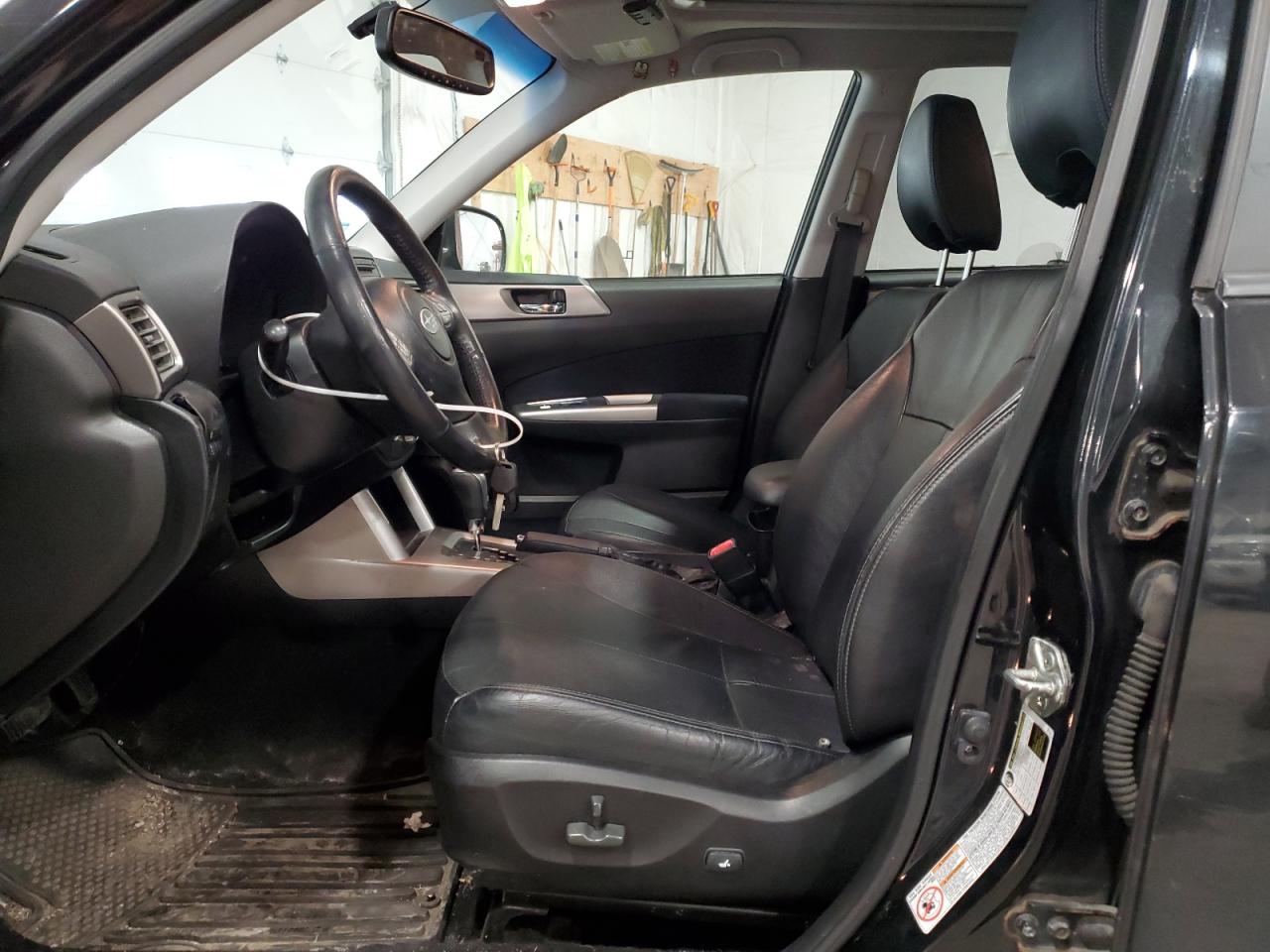 2010 Subaru Forester 2.5x Limited Черный vin: JF2SH6DC4AH732077