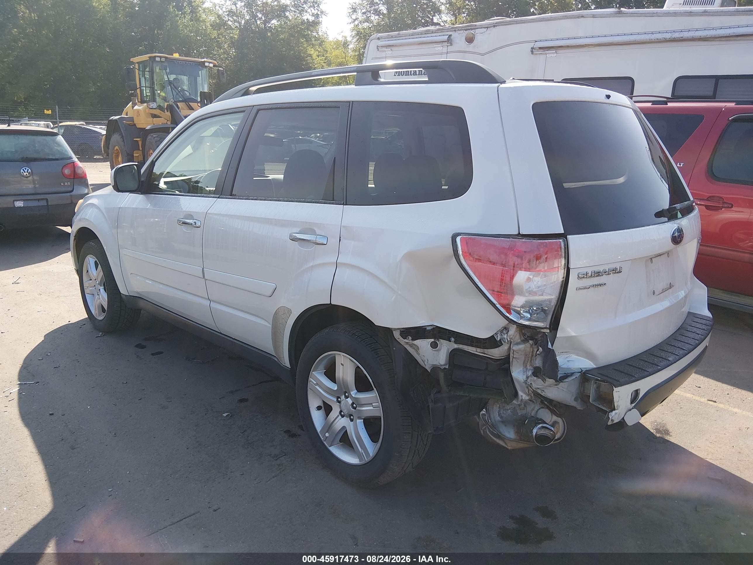 2010 Subaru Forester 2.5x Limited White vin: JF2SH6DC4AH765452