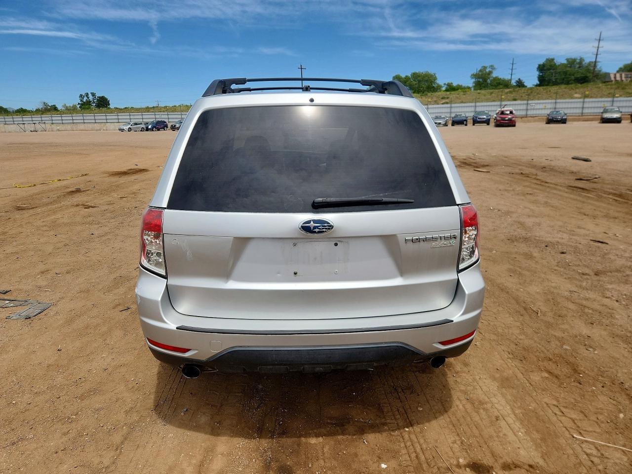 2010 Subaru Forester 2.5x Limited Silver vin: JF2SH6DC4AH904169