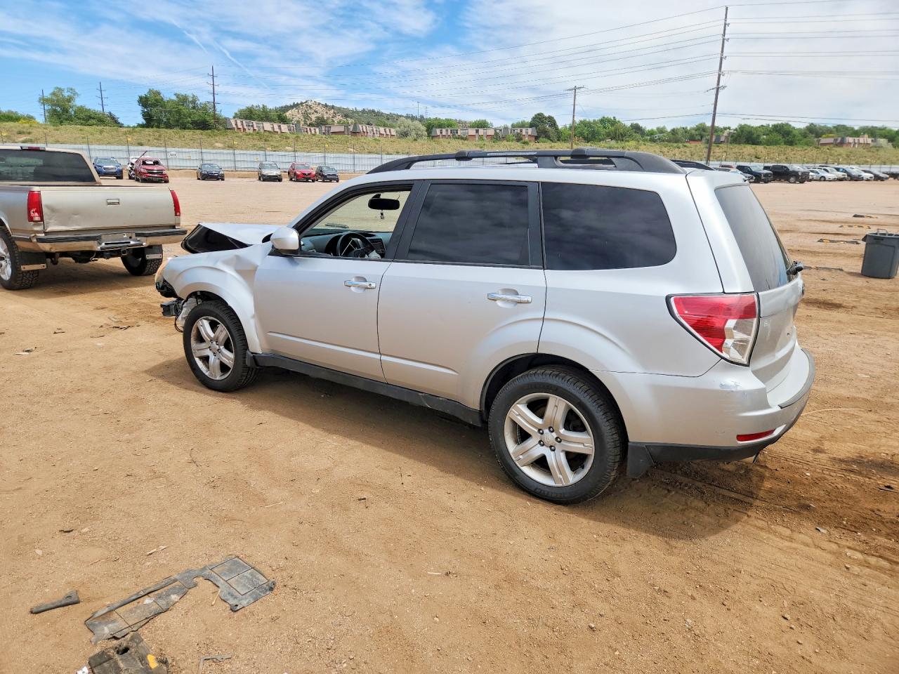 2010 Subaru Forester 2.5x Limited Silver vin: JF2SH6DC4AH904169