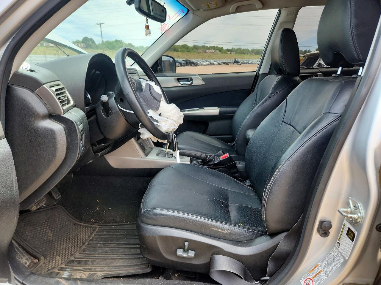 2010 Subaru Forester 2.5x Limited Silver vin: JF2SH6DC4AH904169