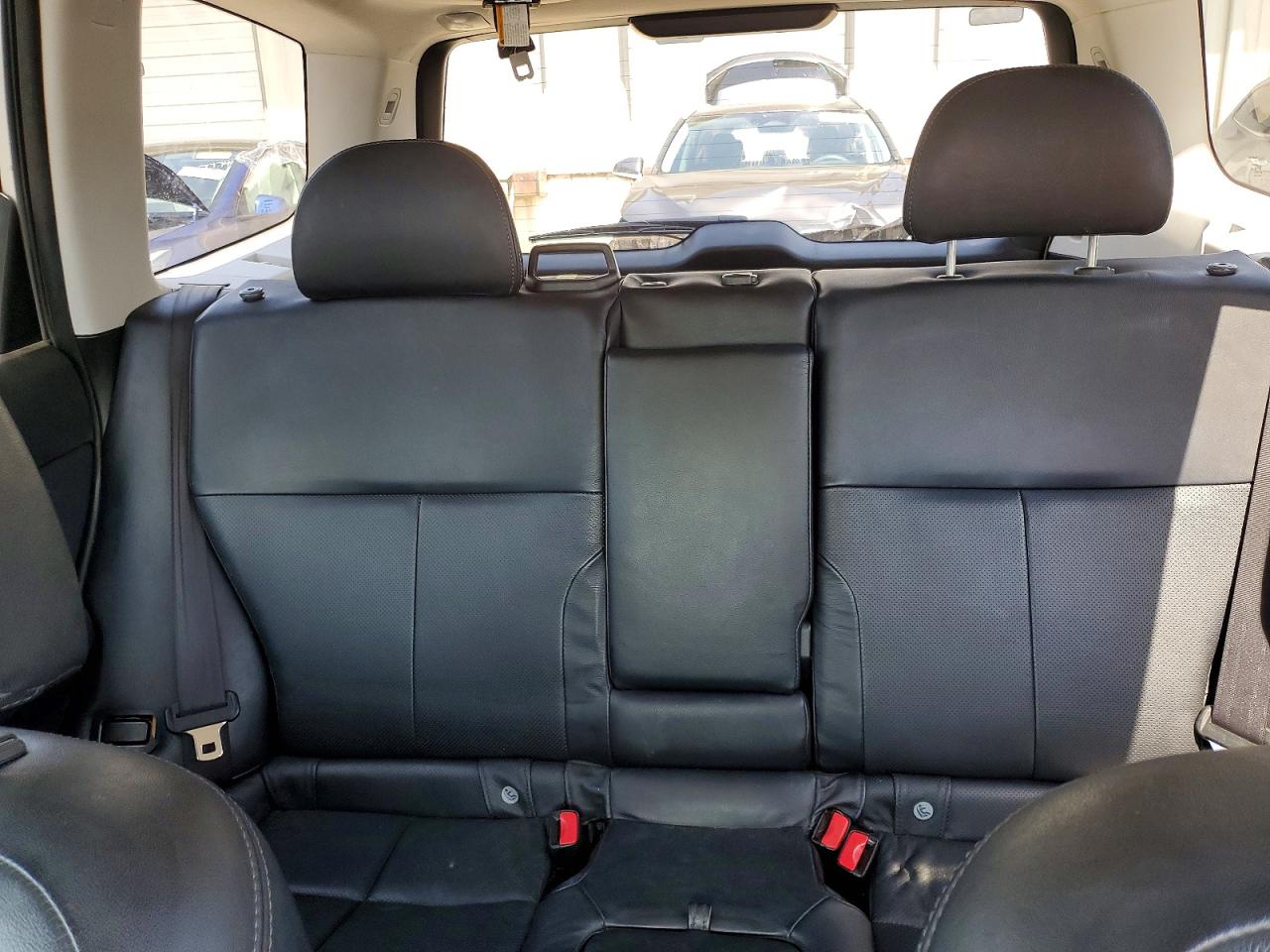 2010 Subaru Forester 2.5x Limited Silver vin: JF2SH6DC5AH737367