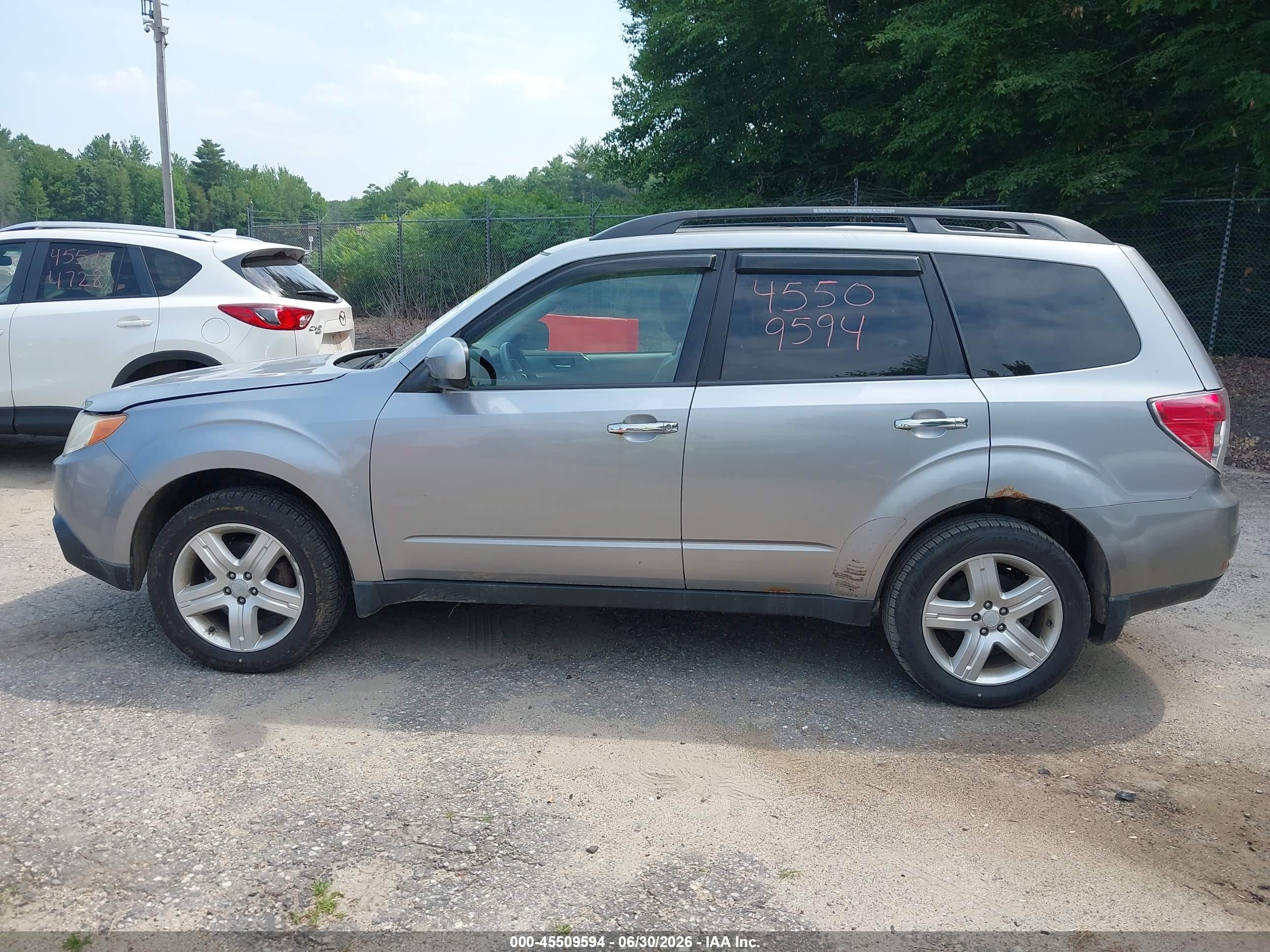 2010 Subaru Forester 2.5x Limited Silver vin: JF2SH6DC5AH780929