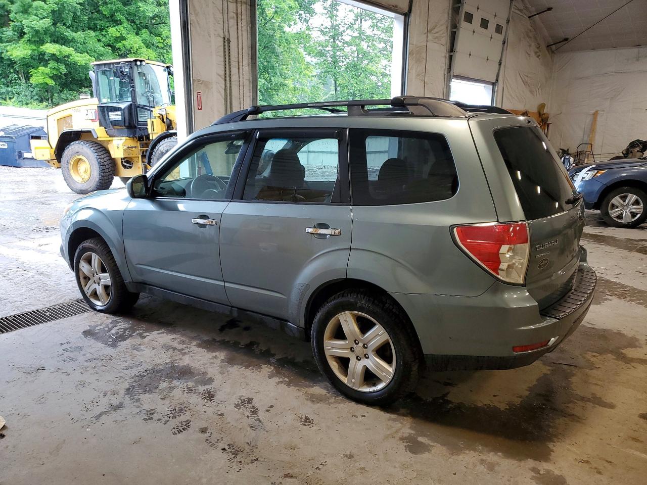 2010 Subaru Forester 2.5x Limited Green vin: JF2SH6DC6AH719072