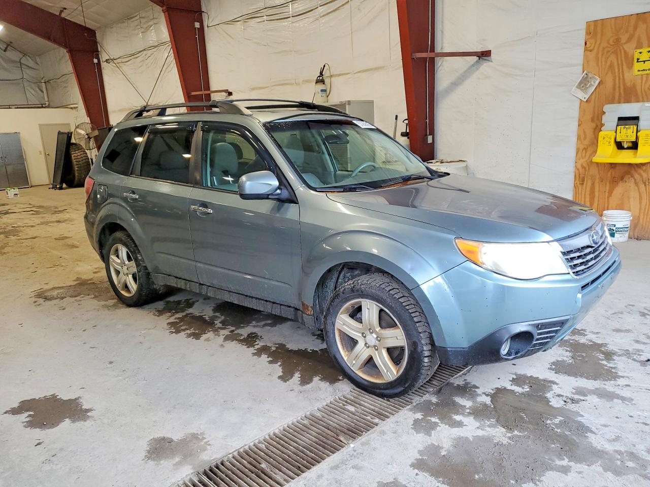 2010 Subaru Forester 2.5x Limited Green vin: JF2SH6DC6AH719072