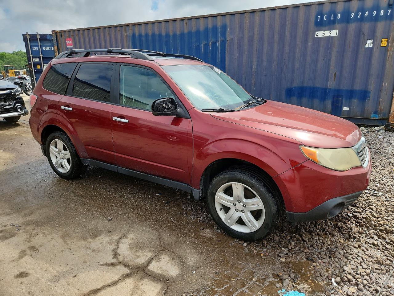 2010 Subaru Forester 2.5x Limited Red vin: JF2SH6DC6AH722442