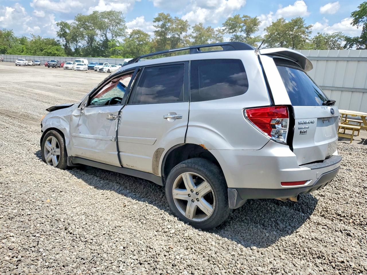 2010 Subaru Forester 2.5x Limited Silver vin: JF2SH6DC6AH734851