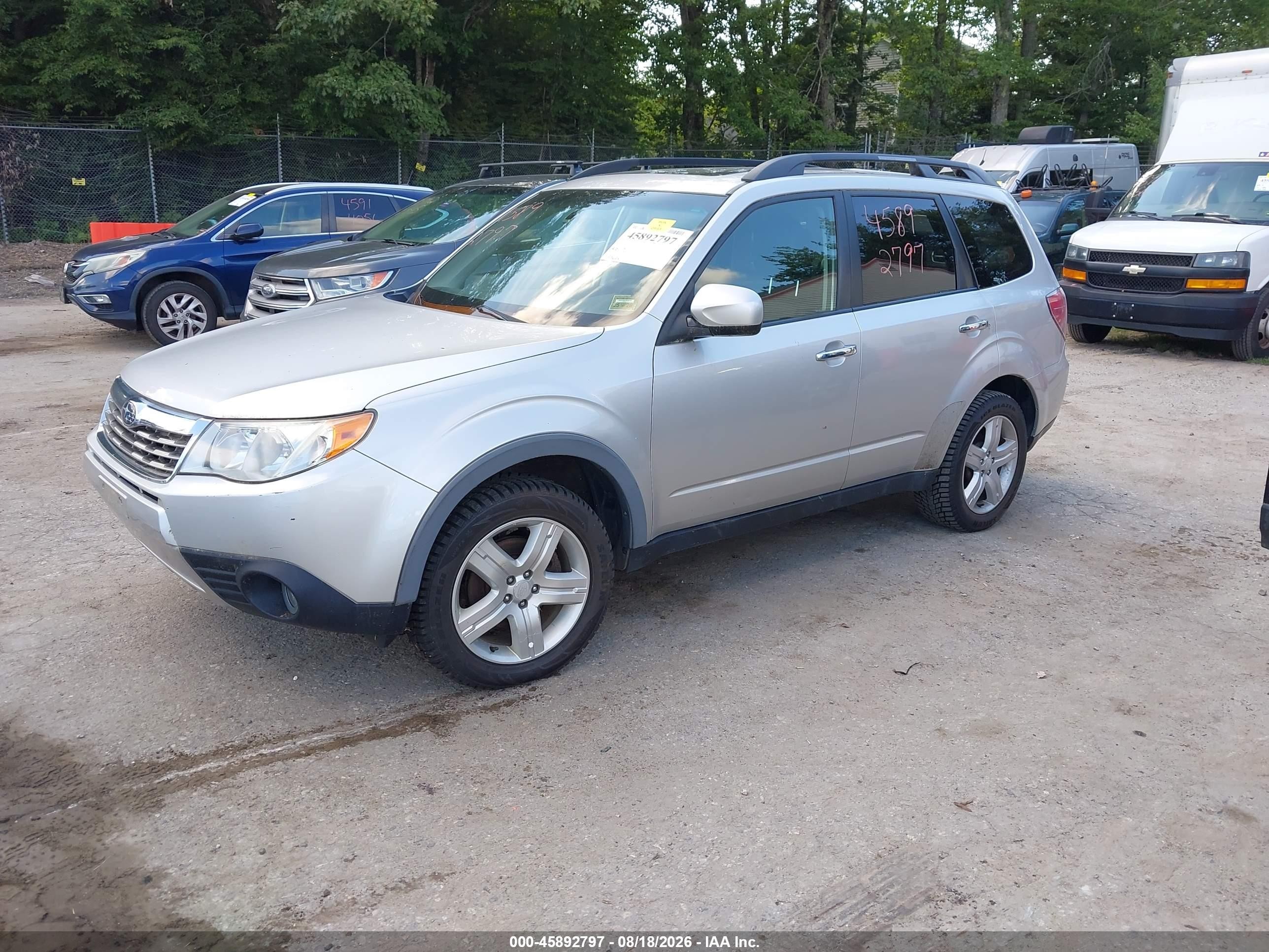 2010 Subaru Forester 2.5x Limited Silver vin: JF2SH6DC6AH741377