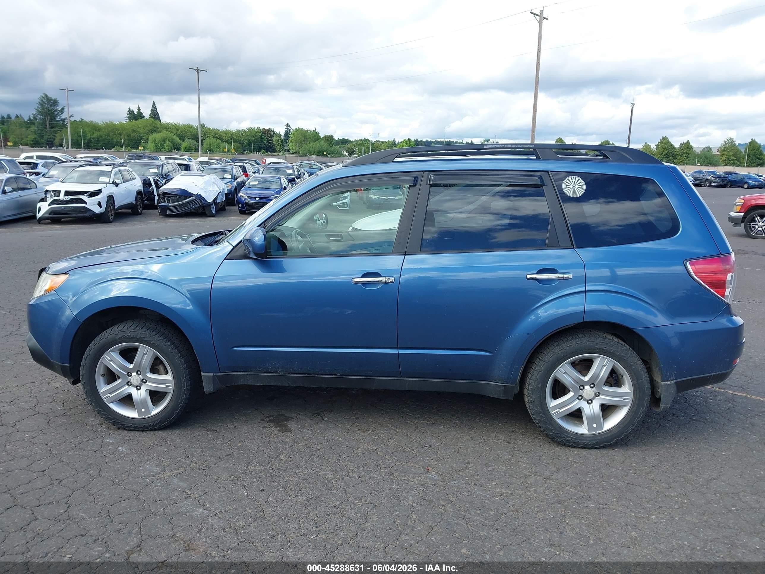 2010 Subaru Forester 2.5x Limited Blue vin: JF2SH6DC6AH749947