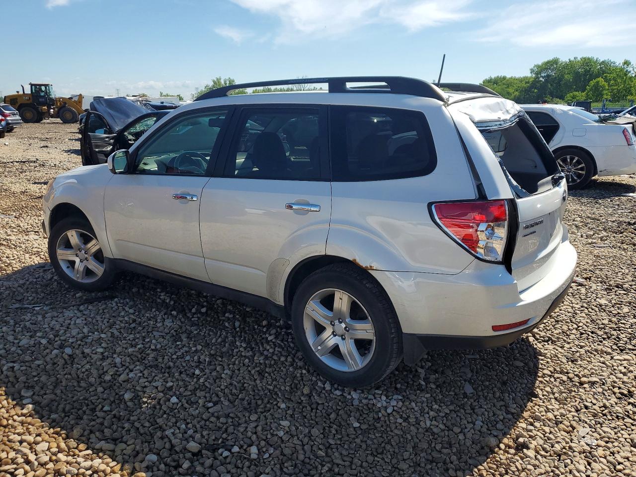 2010 Subaru Forester 2.5x Limited White vin: JF2SH6DC6AH762178