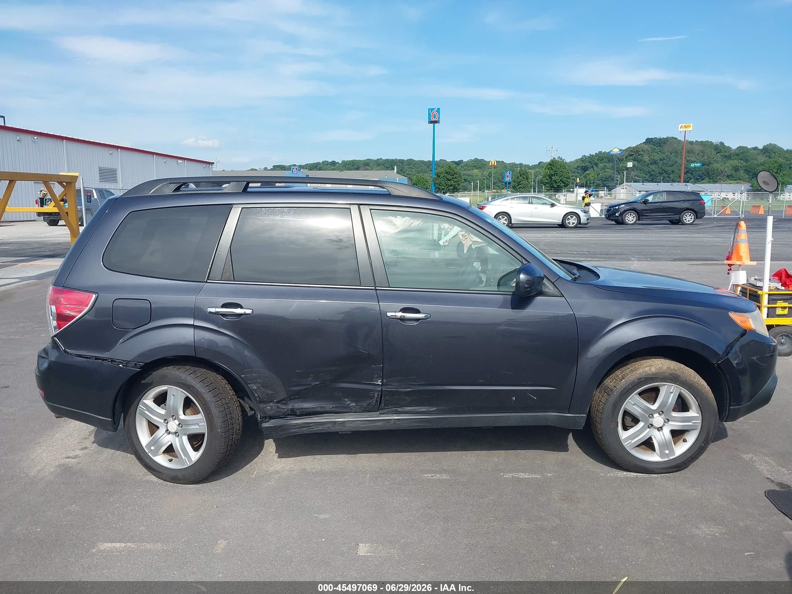 2010 Subaru Forester 2.5x Limited Gray vin: JF2SH6DC6AH785296
