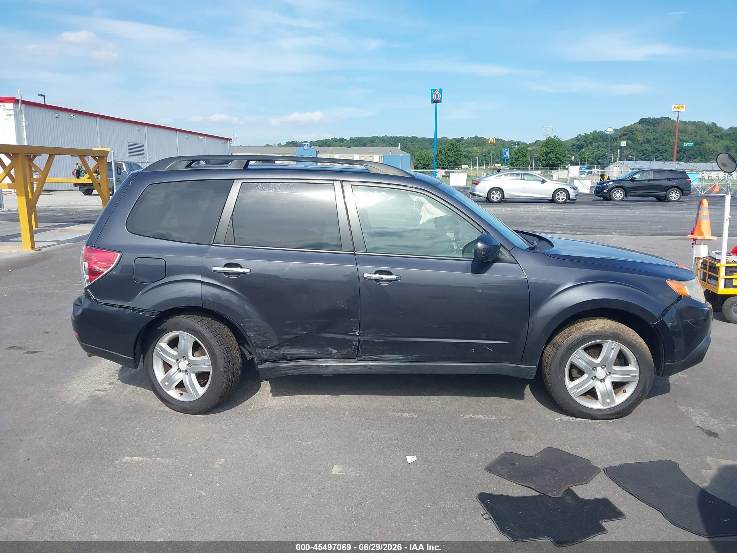 2010 Subaru Forester 2.5x Limited Gray vin: JF2SH6DC6AH785296