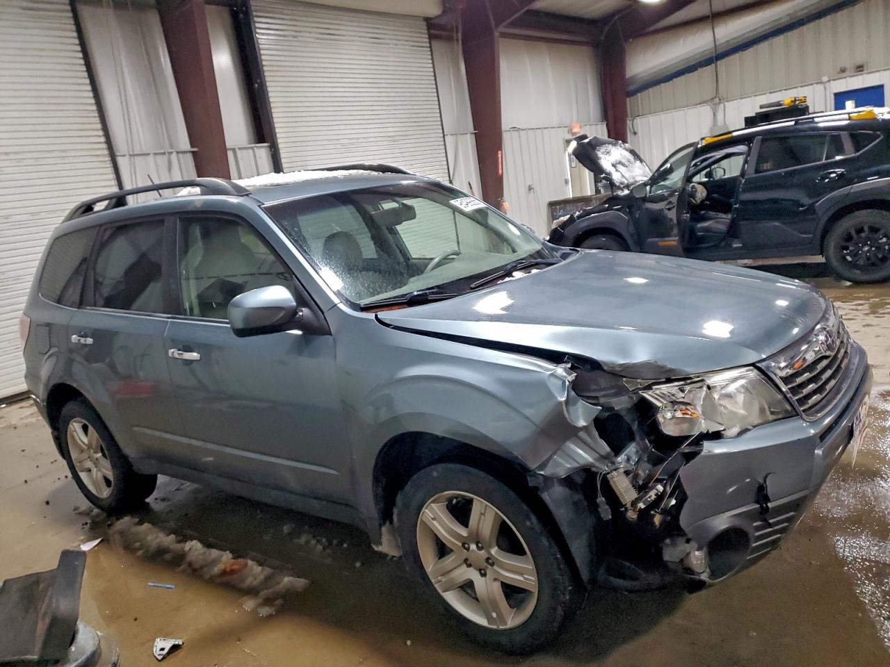 2010 Subaru Forester 2.5x Limited Green vin: JF2SH6DC6AH786335
