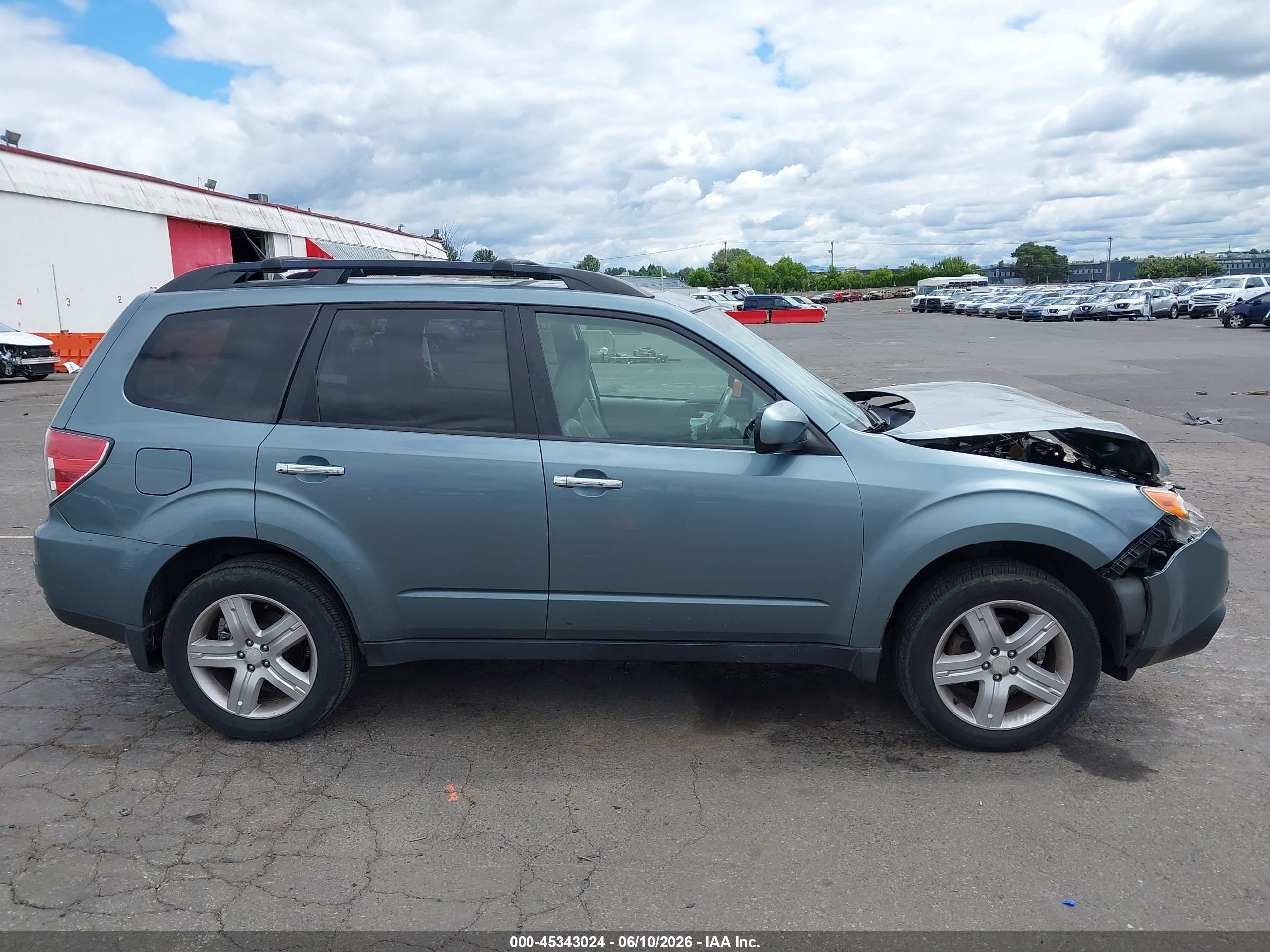 2010 Subaru Forester 2.5x Limited Pewter vin: JF2SH6DC6AH797433
