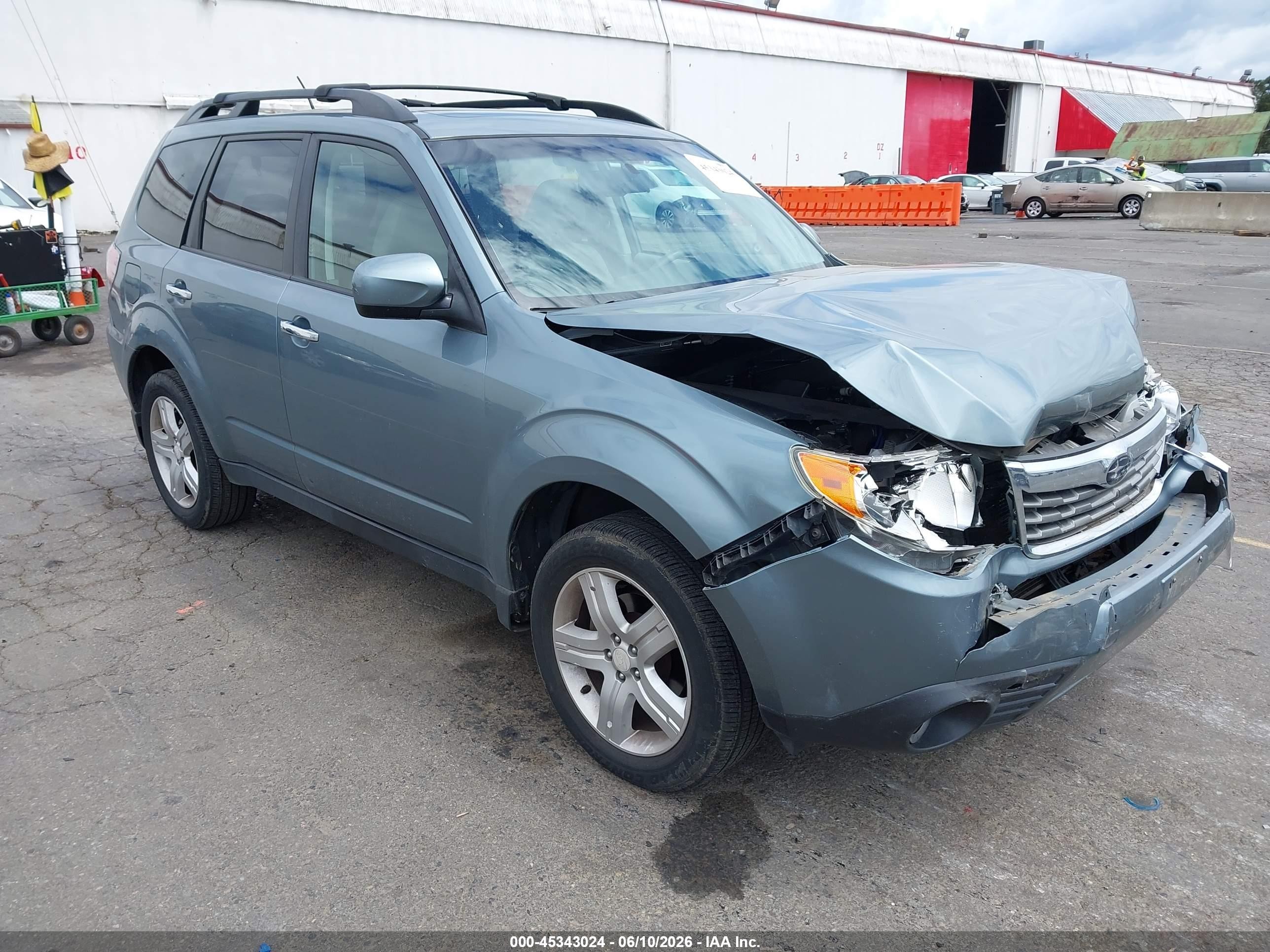 2010 Subaru Forester 2.5x Limited Pewter vin: JF2SH6DC6AH797433