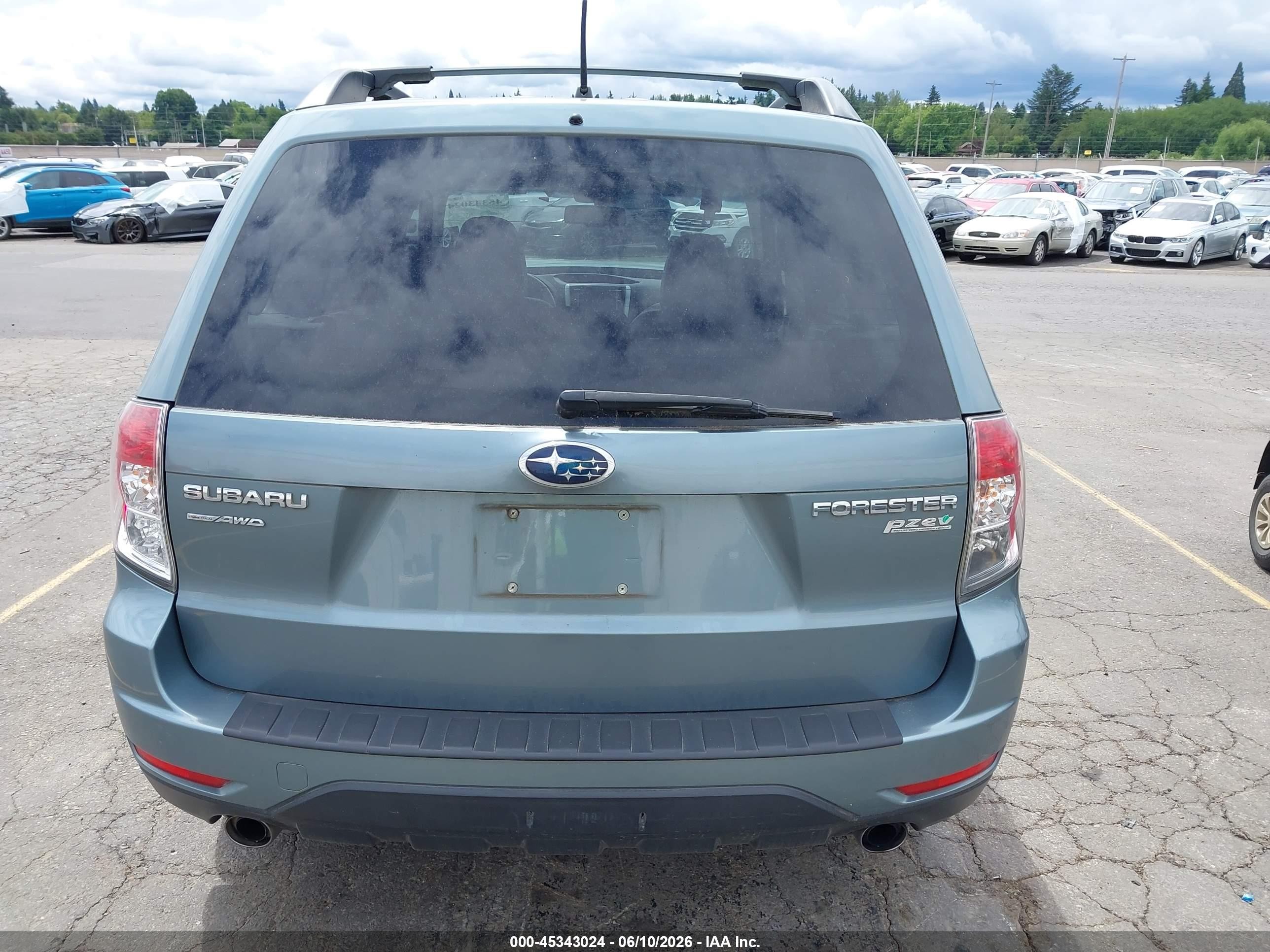 2010 Subaru Forester 2.5x Limited Pewter vin: JF2SH6DC6AH797433