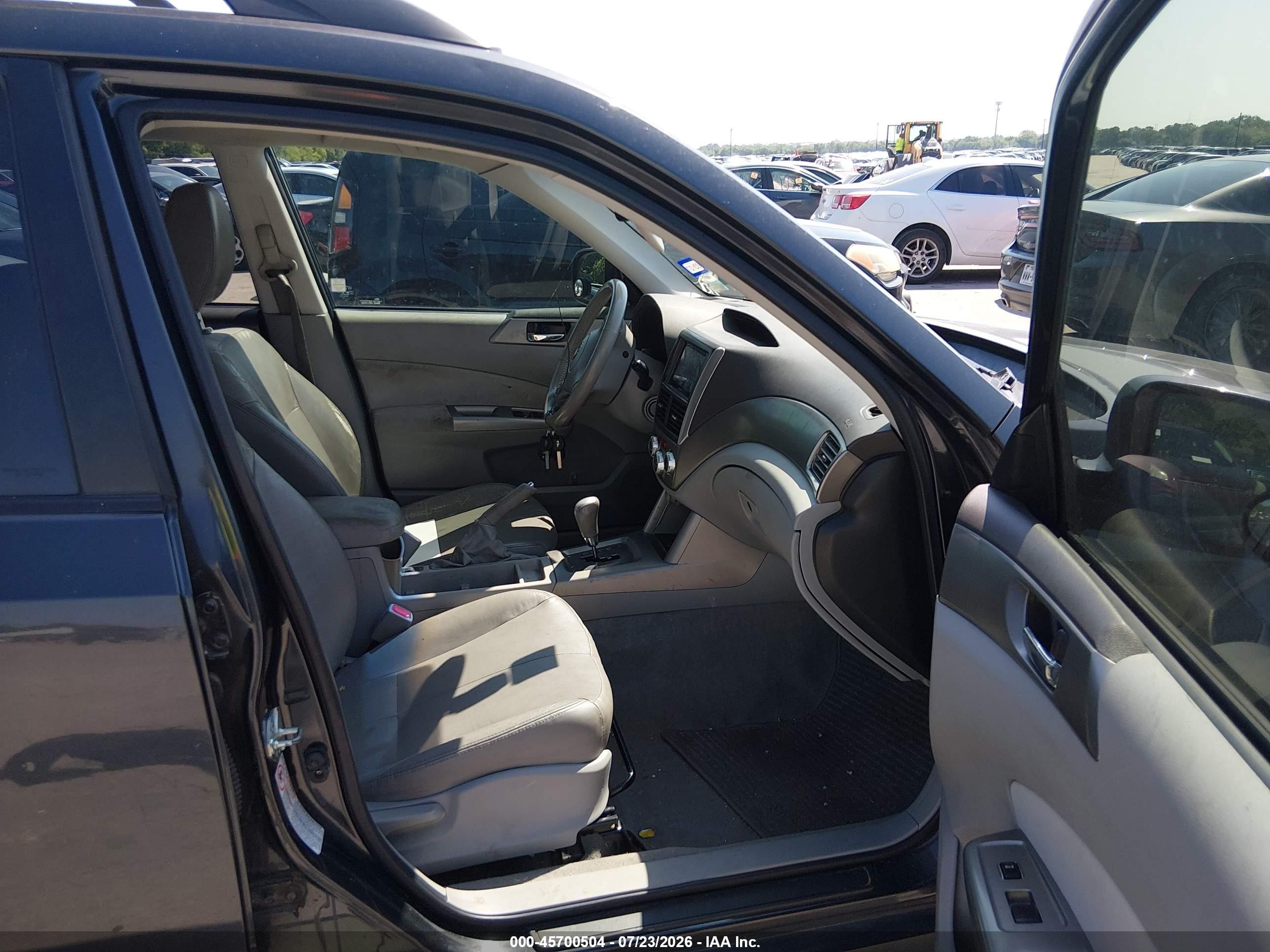 2010 Subaru Forester 2.5x Limited Gray vin: JF2SH6DC6AH908580