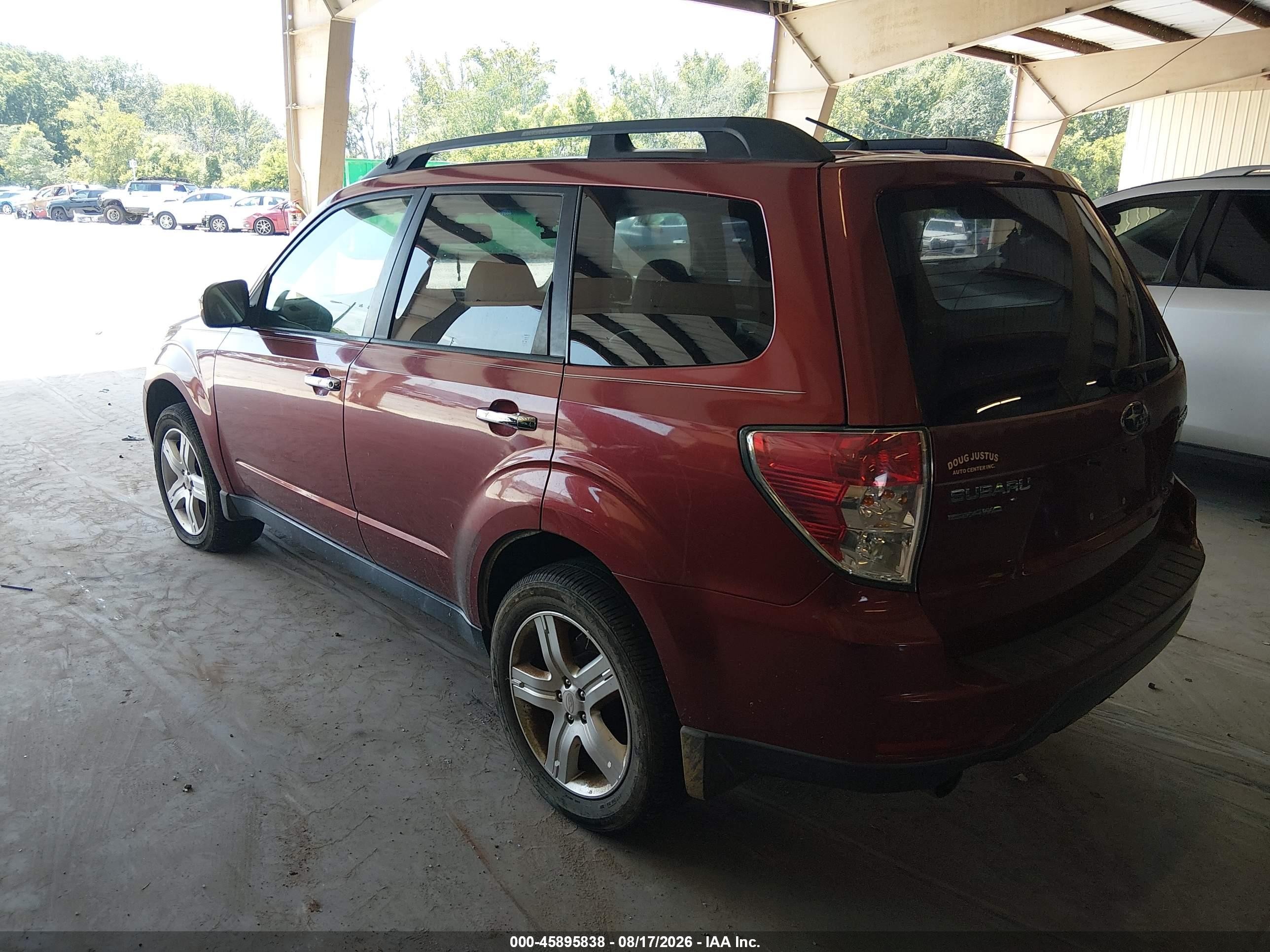 2010 Subaru Forester 2.5x Limited Темно-бордовый vin: JF2SH6DC7AH741470