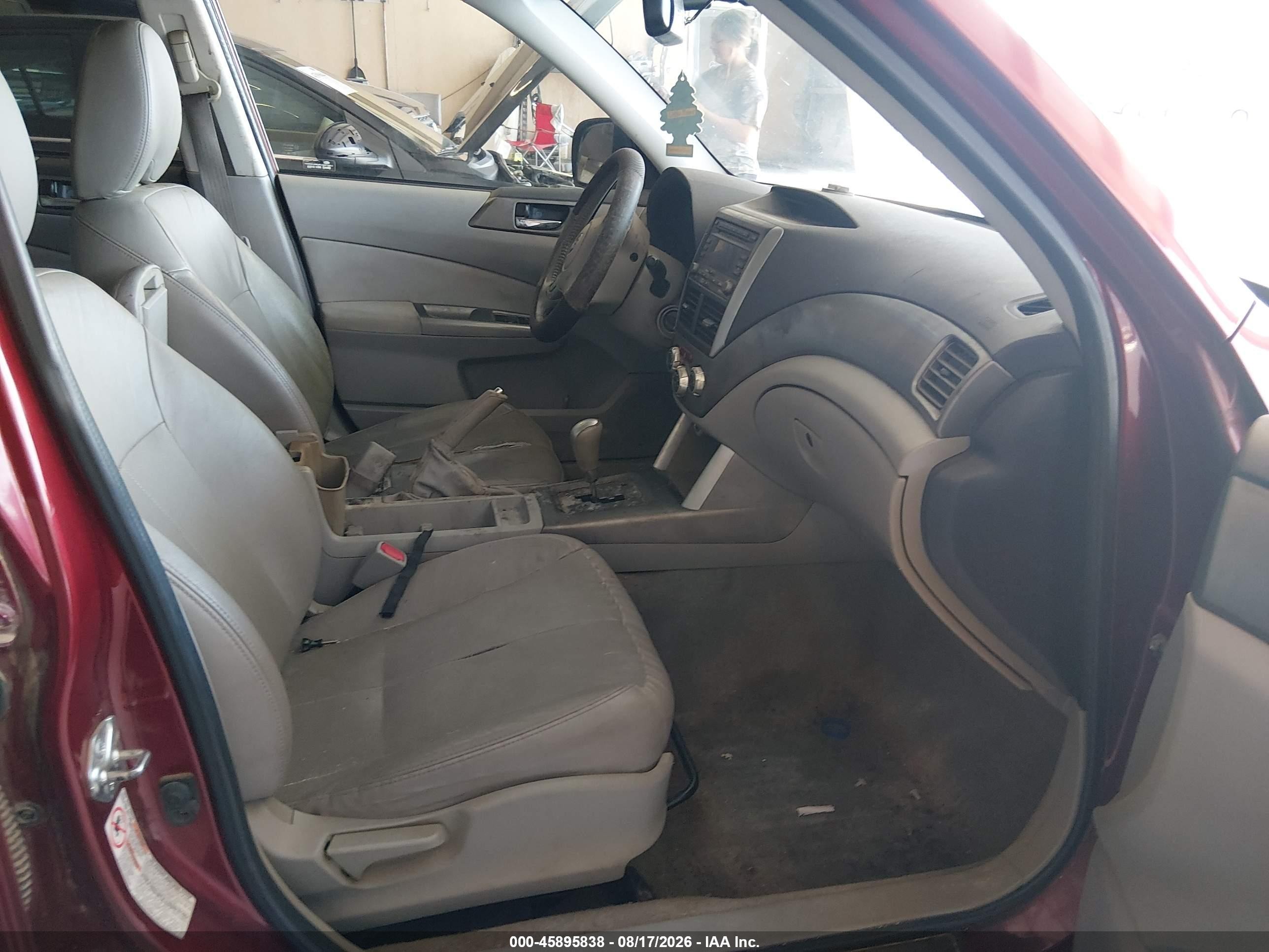 2010 Subaru Forester 2.5x Limited Темно-бордовый vin: JF2SH6DC7AH741470