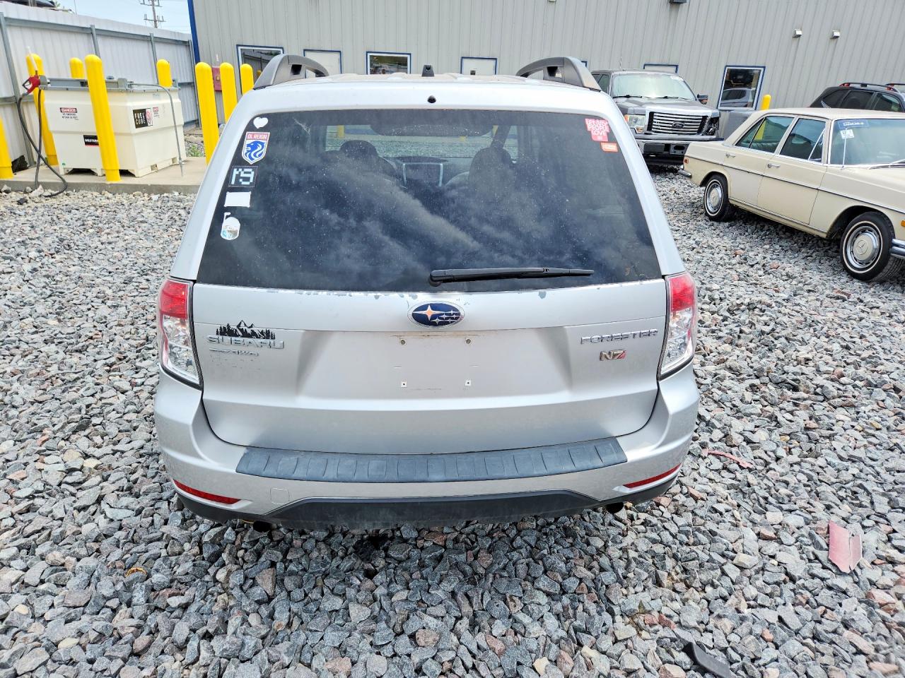 2010 Subaru Forester 2.5x Limited Silver vin: JF2SH6DC7AH777210