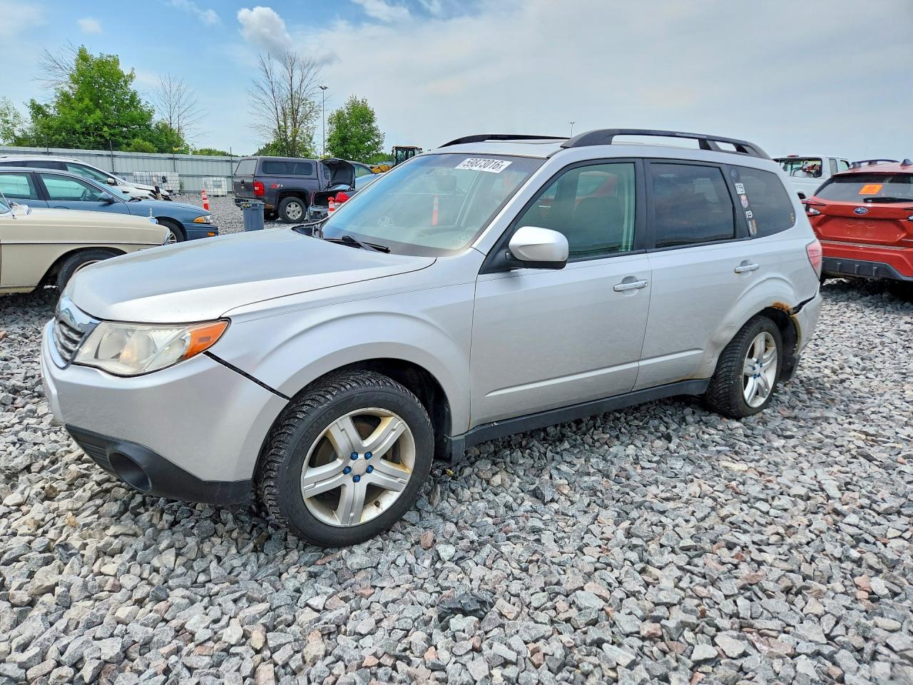 2010 Subaru Forester 2.5x Limited Silver vin: JF2SH6DC7AH777210
