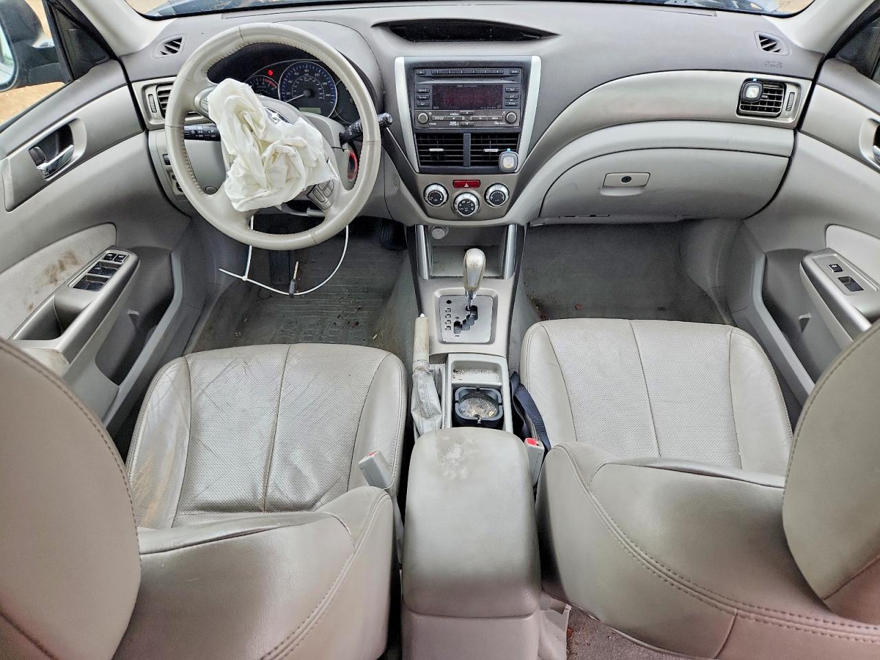 2010 Subaru Forester 2.5x Limited Серый vin: JF2SH6DC7AH916574