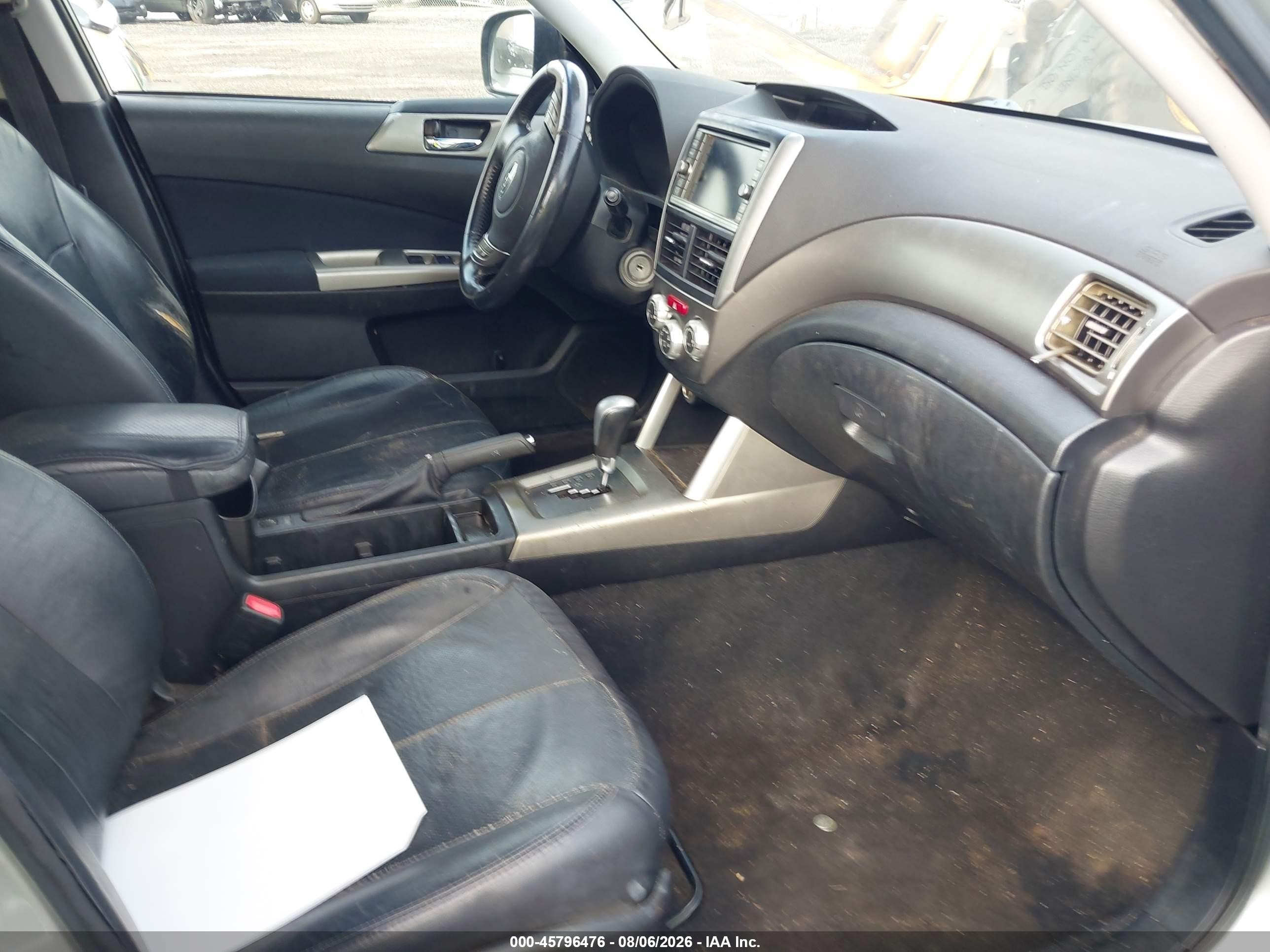 2010 Subaru Forester 2.5x Limited Silver vin: JF2SH6DC8AH712396