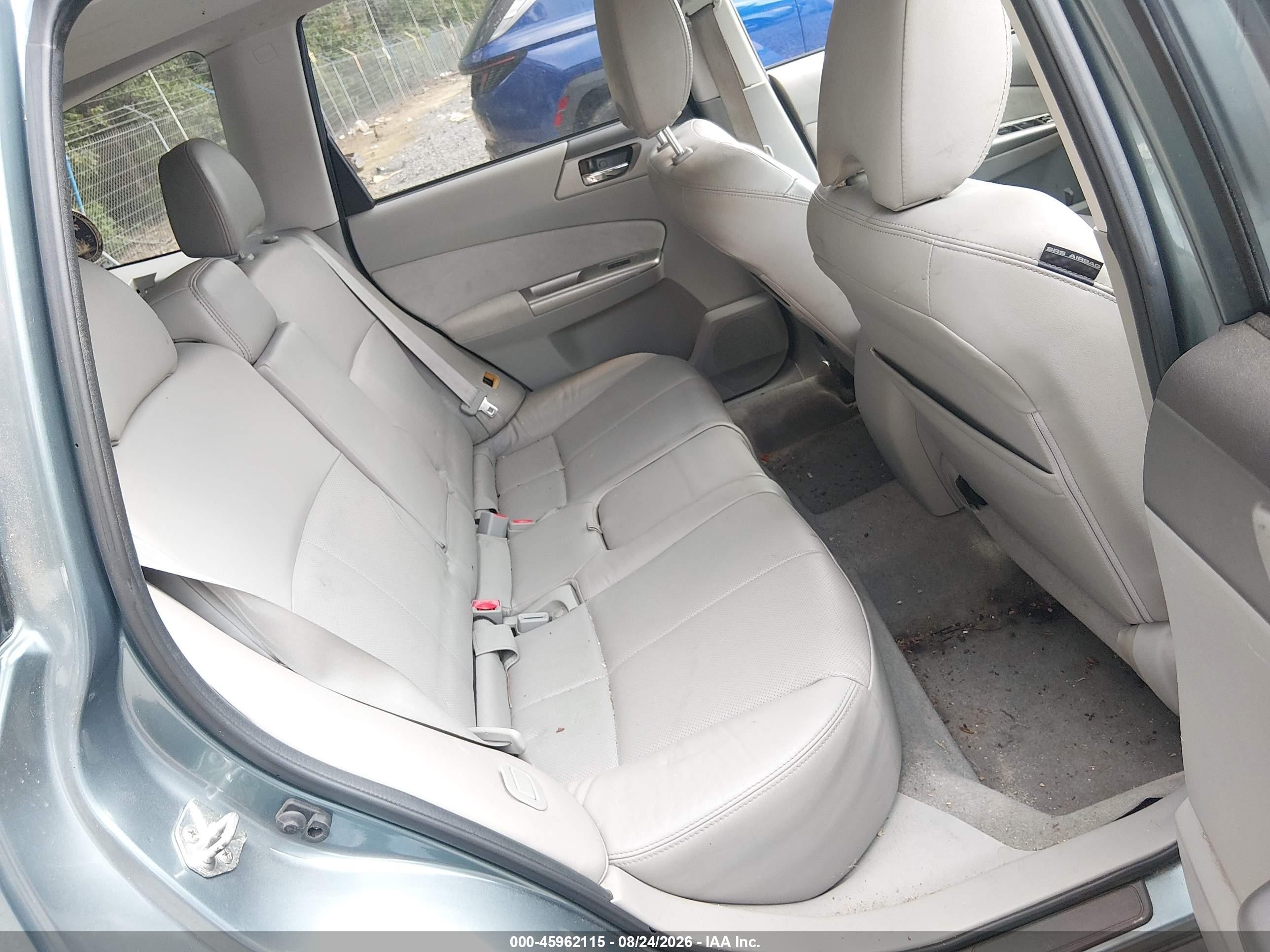 2010 Subaru Forester 2.5x Limited Light Blue vin: JF2SH6DC8AH719090
