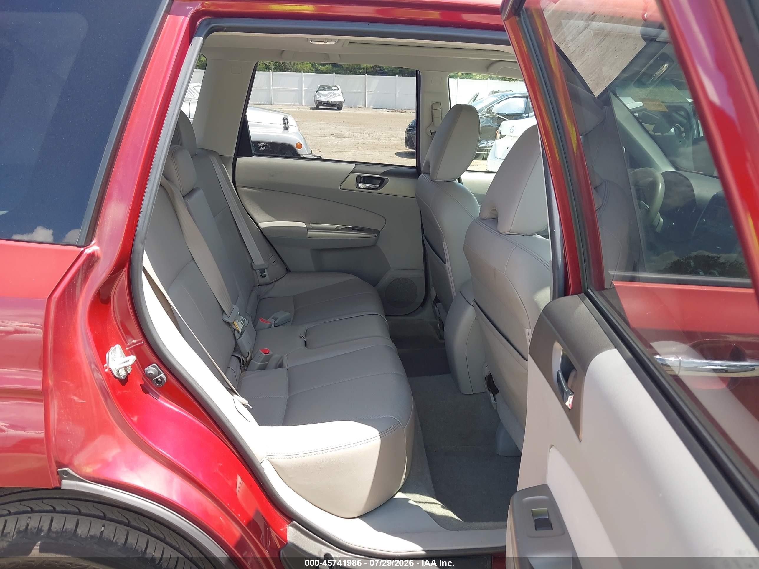 2010 Subaru Forester 2.5x Limited Red vin: JF2SH6DC8AH747844