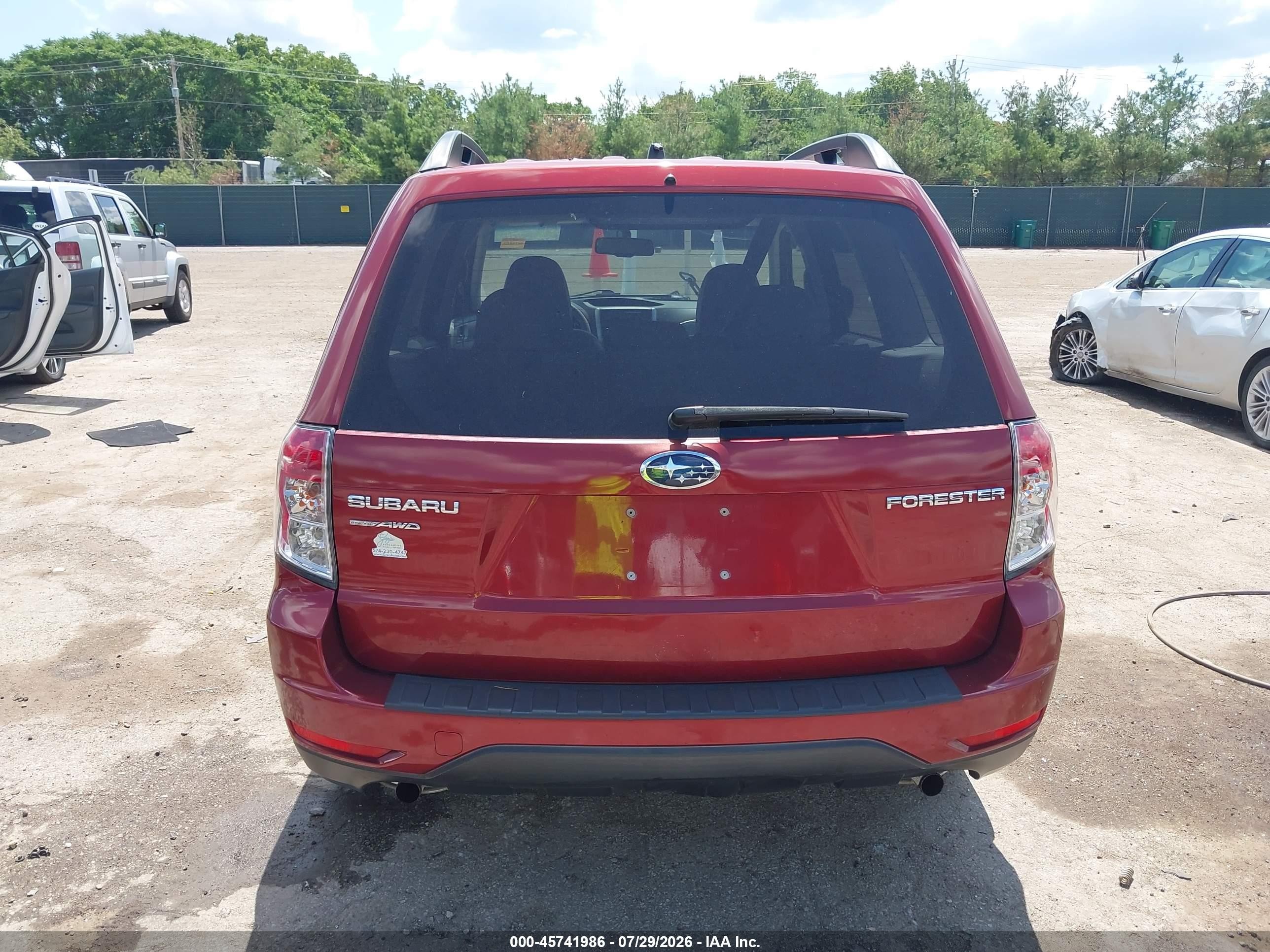 2010 Subaru Forester 2.5x Limited Red vin: JF2SH6DC8AH747844