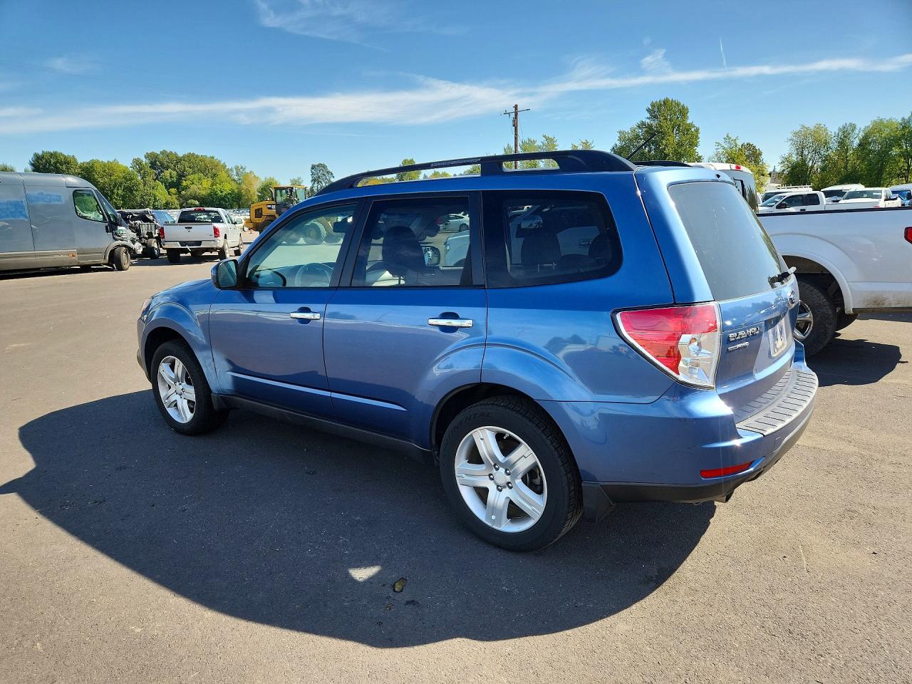 2010 Subaru Forester 2.5x Limited Blue vin: JF2SH6DC8AH789981