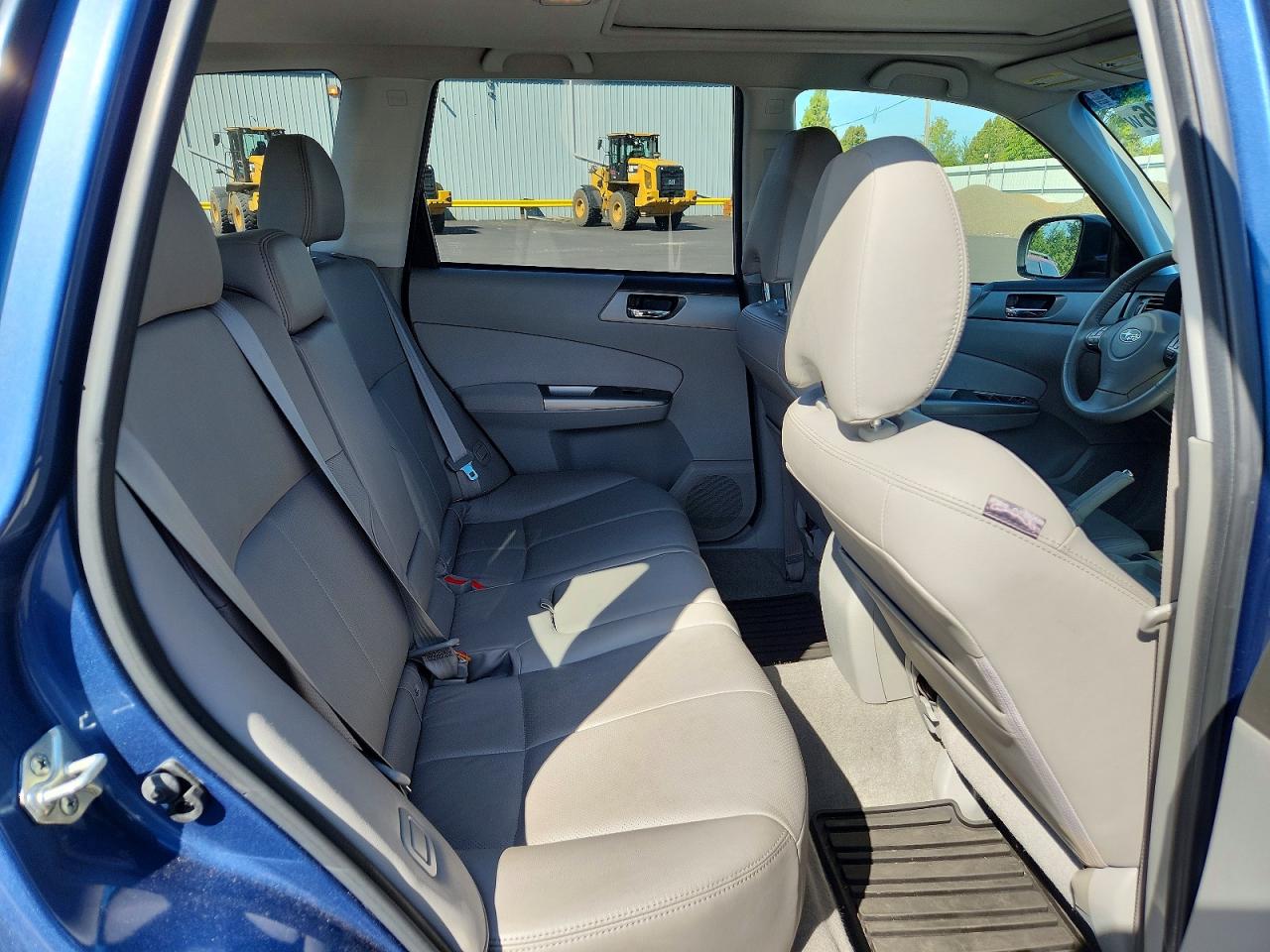 2010 Subaru Forester 2.5x Limited Blue vin: JF2SH6DC8AH789981