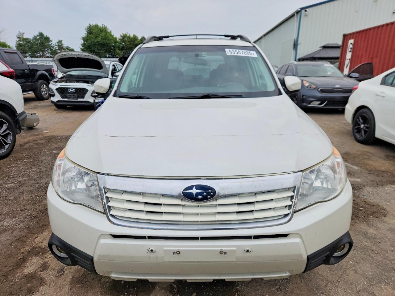2010 Subaru Forester 2.5x Limited White vin: JF2SH6DC8AH794632