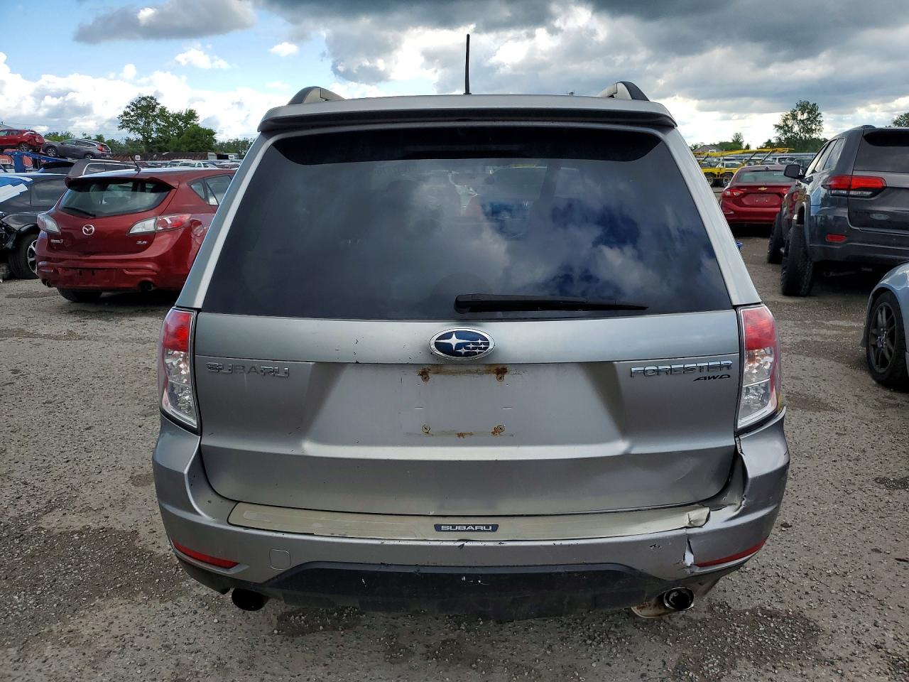 2010 Subaru Forester 2.5x Limited Silver vin: JF2SH6DCXAH702727