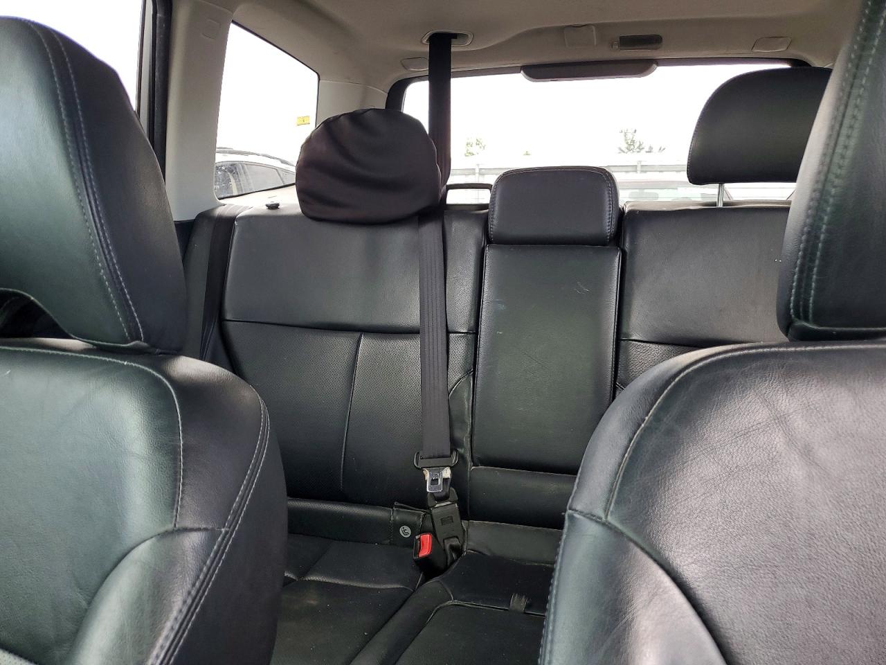 2010 Subaru Forester 2.5x Limited Silver vin: JF2SH6DCXAH702727