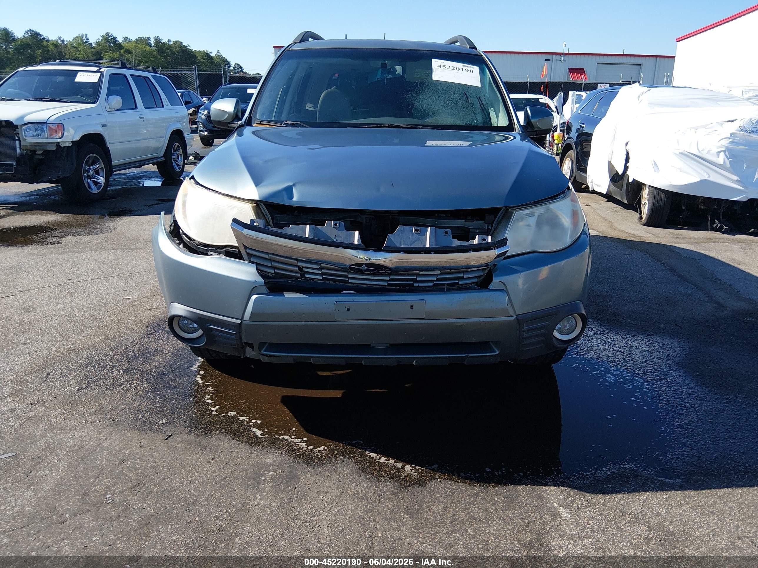 2010 Subaru Forester 2.5x Limited Light Blue vin: JF2SH6DCXAH745934