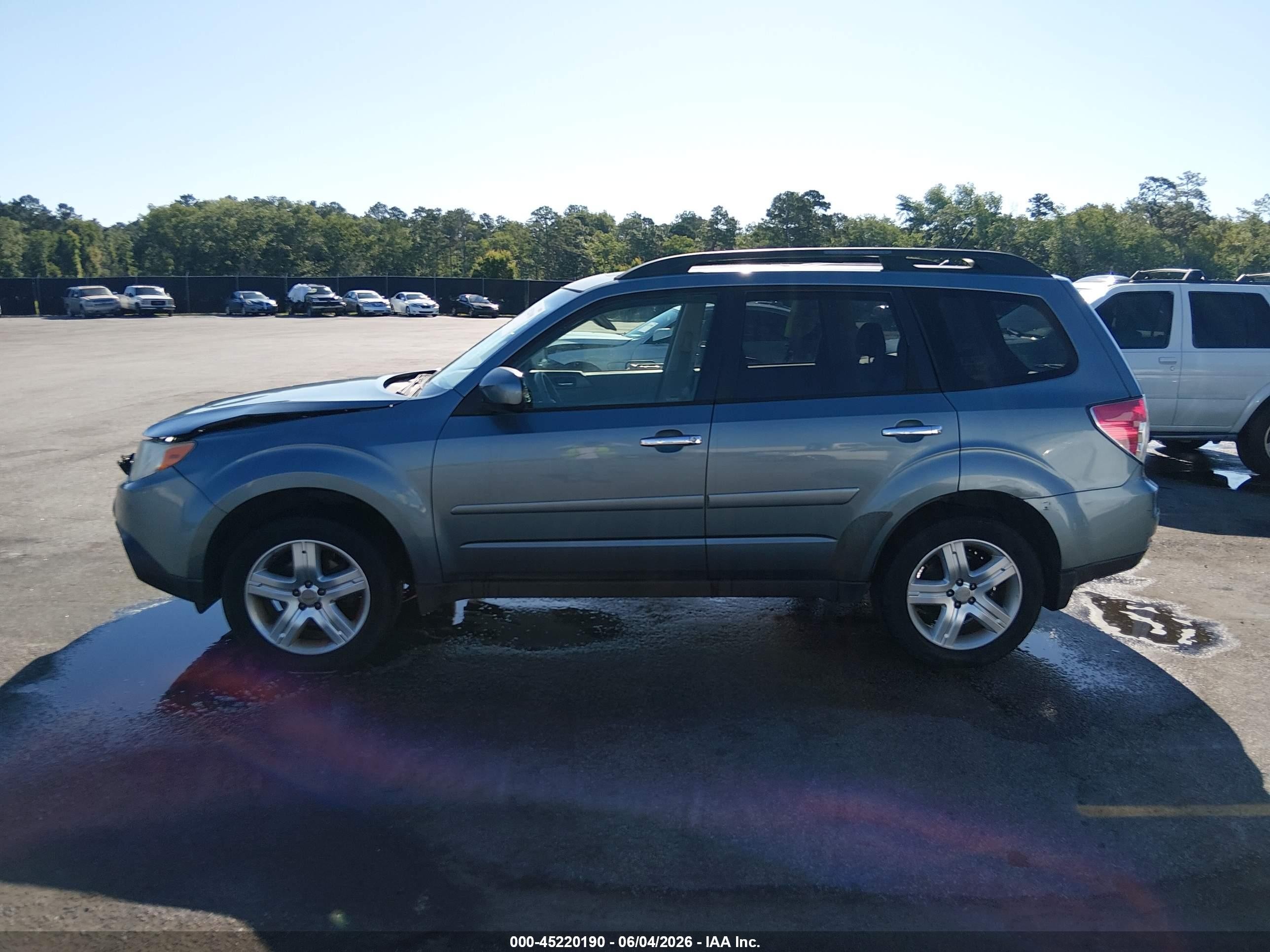 2010 Subaru Forester 2.5x Limited Light Blue vin: JF2SH6DCXAH745934