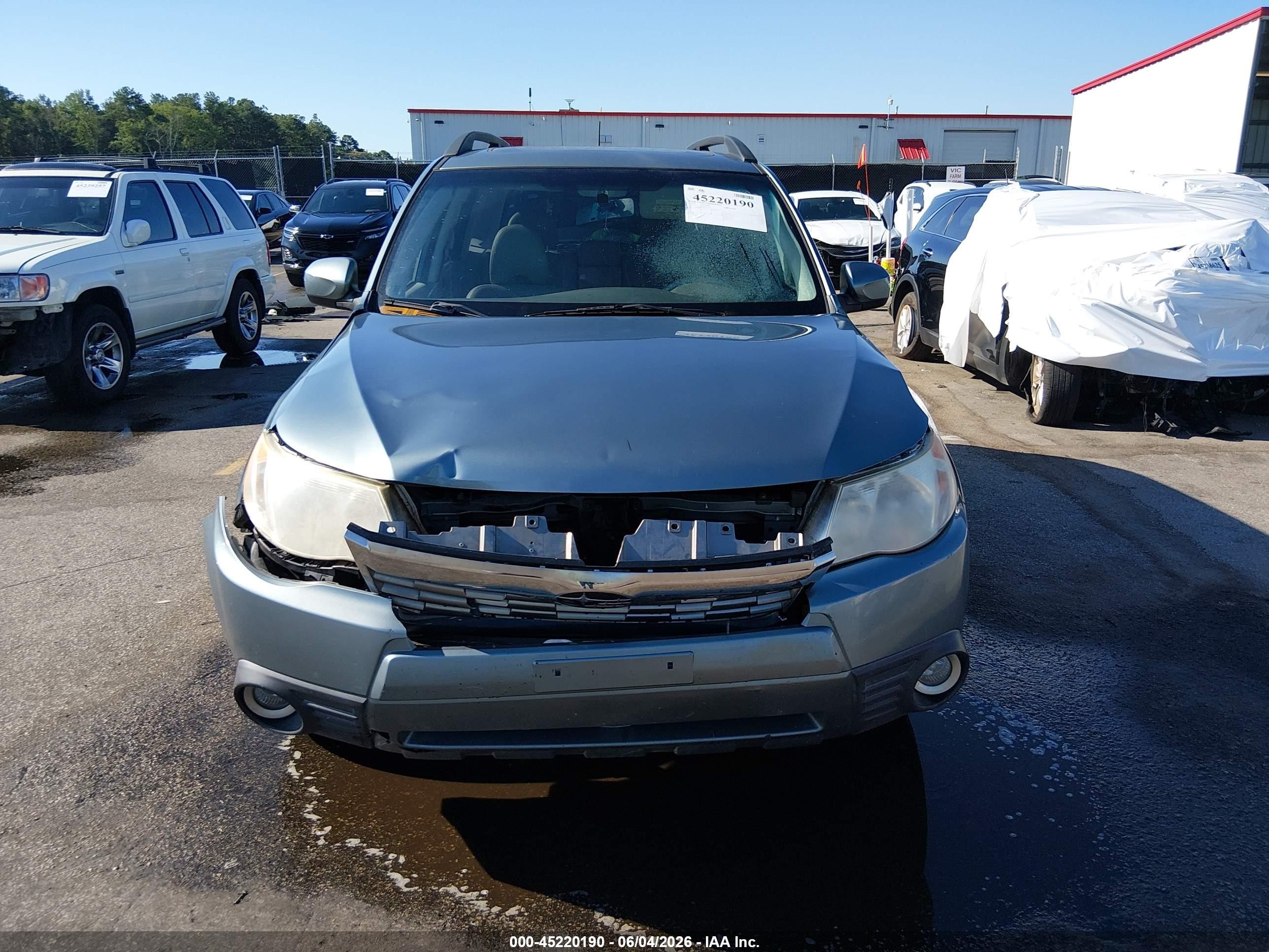2010 Subaru Forester 2.5x Limited Light Blue vin: JF2SH6DCXAH745934