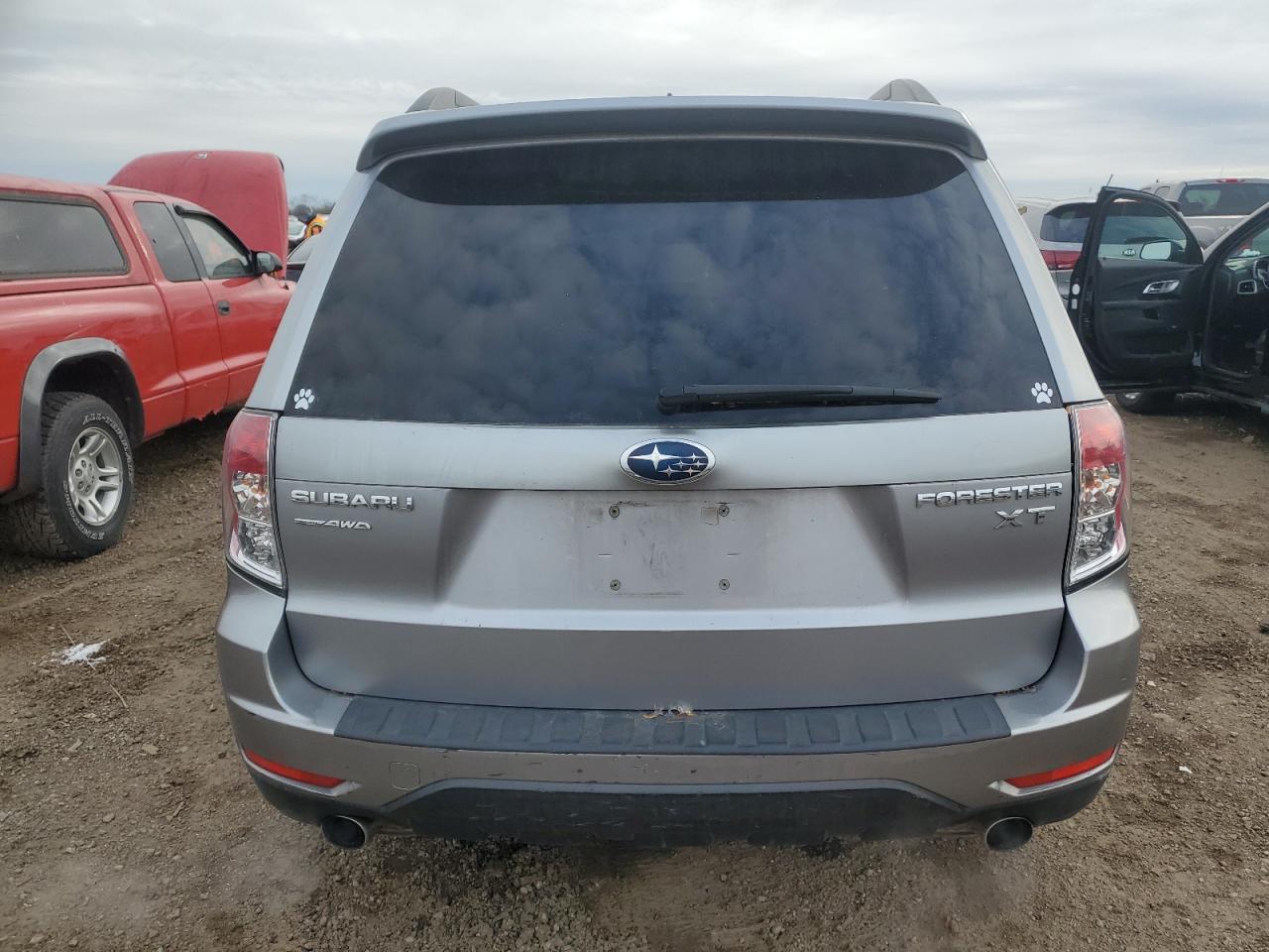 2010 Subaru Forester 2.5xt Silver vin: JF2SH6EC0AH726498
