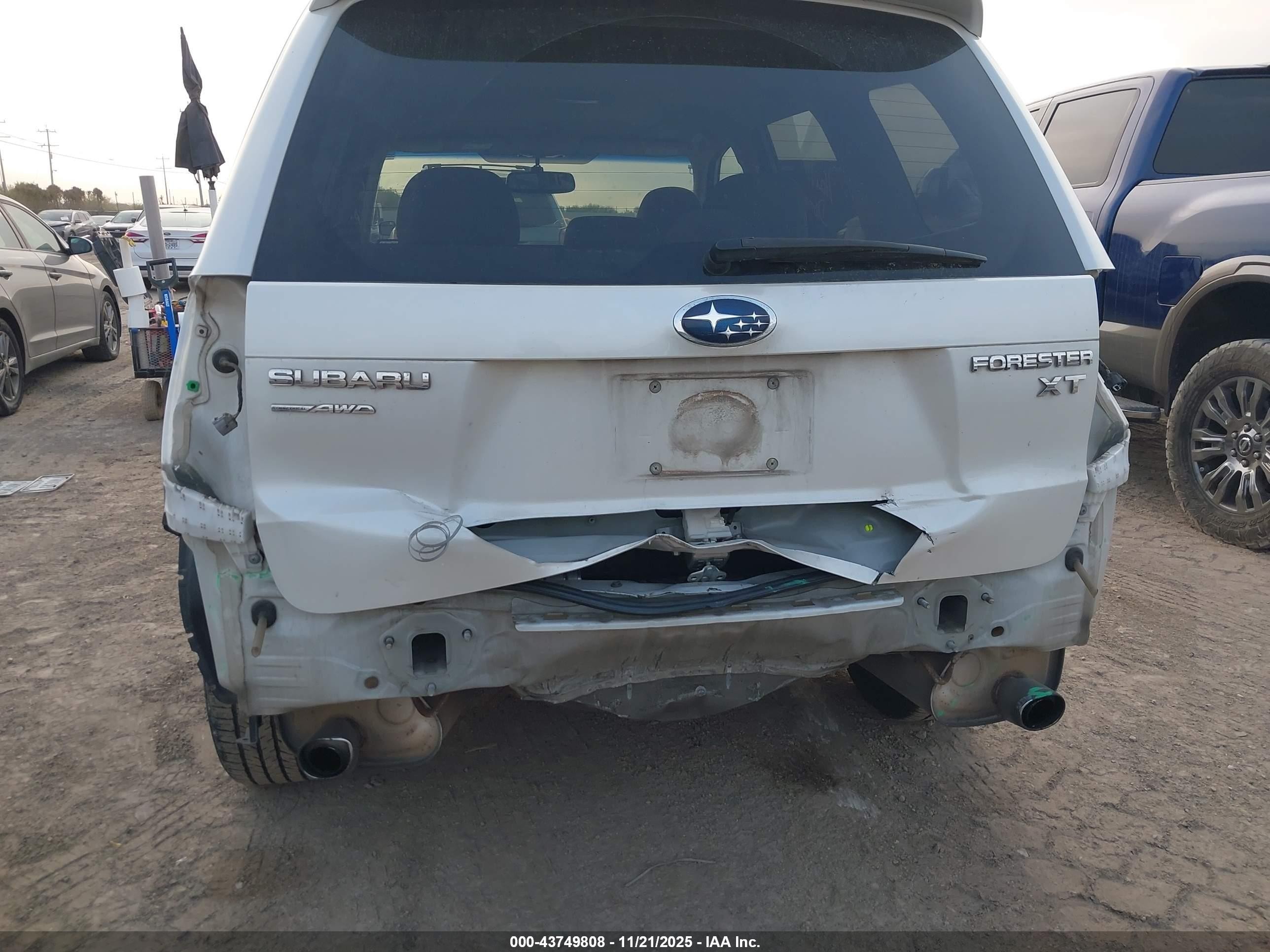 2010 Subaru Forester 2.5xt Premium Белый vin: JF2SH6EC8AH800122